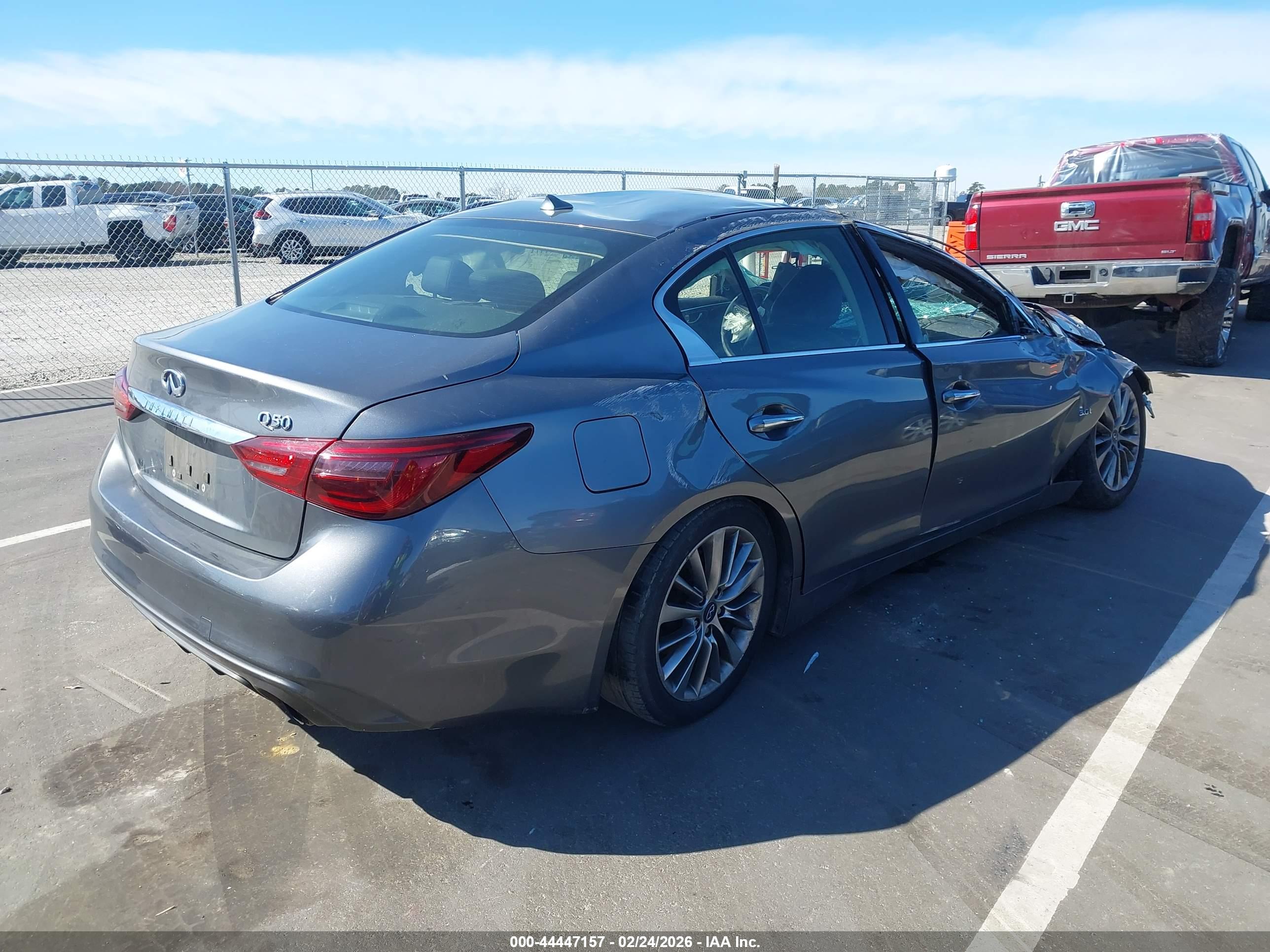 INFINITI Q50 image 4