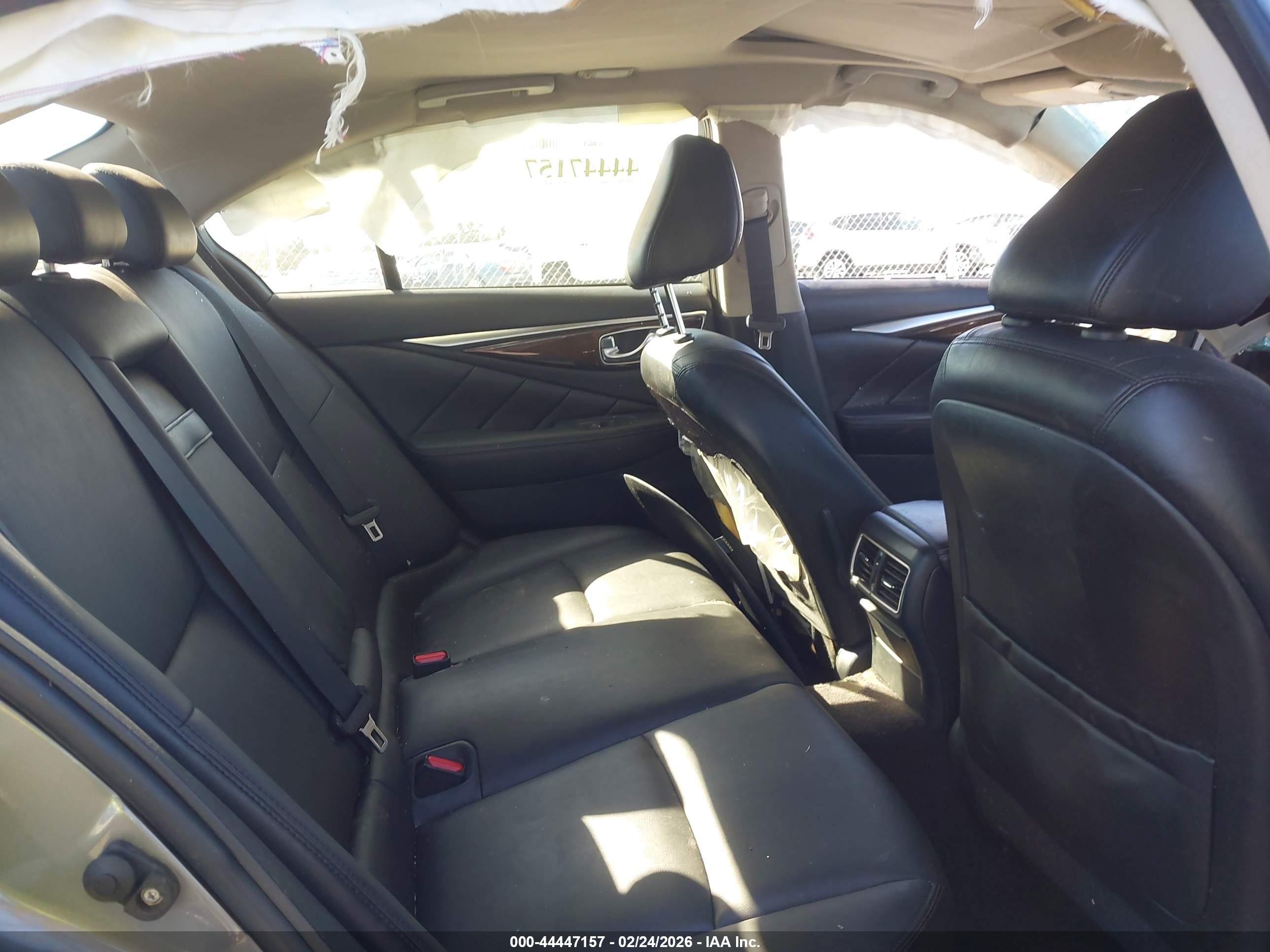 INFINITI Q50 image 8