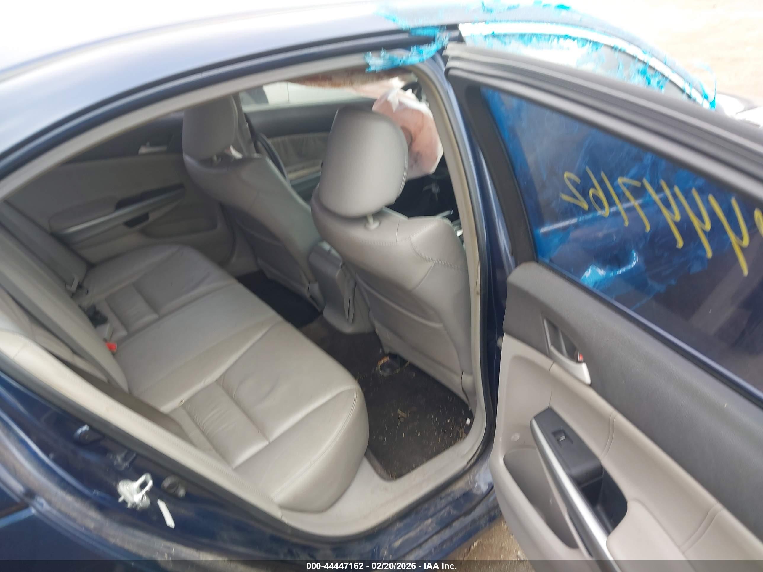 HONDA ACCORD image 8