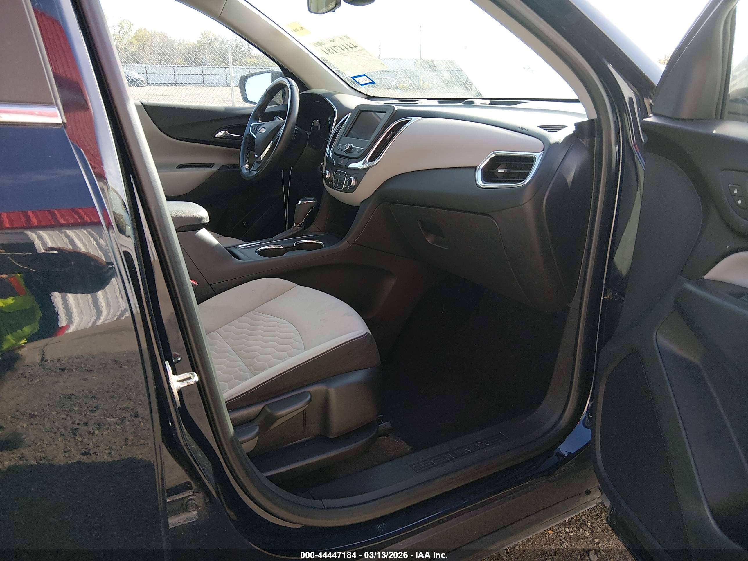 CHEVROLET EQUINOX image 5