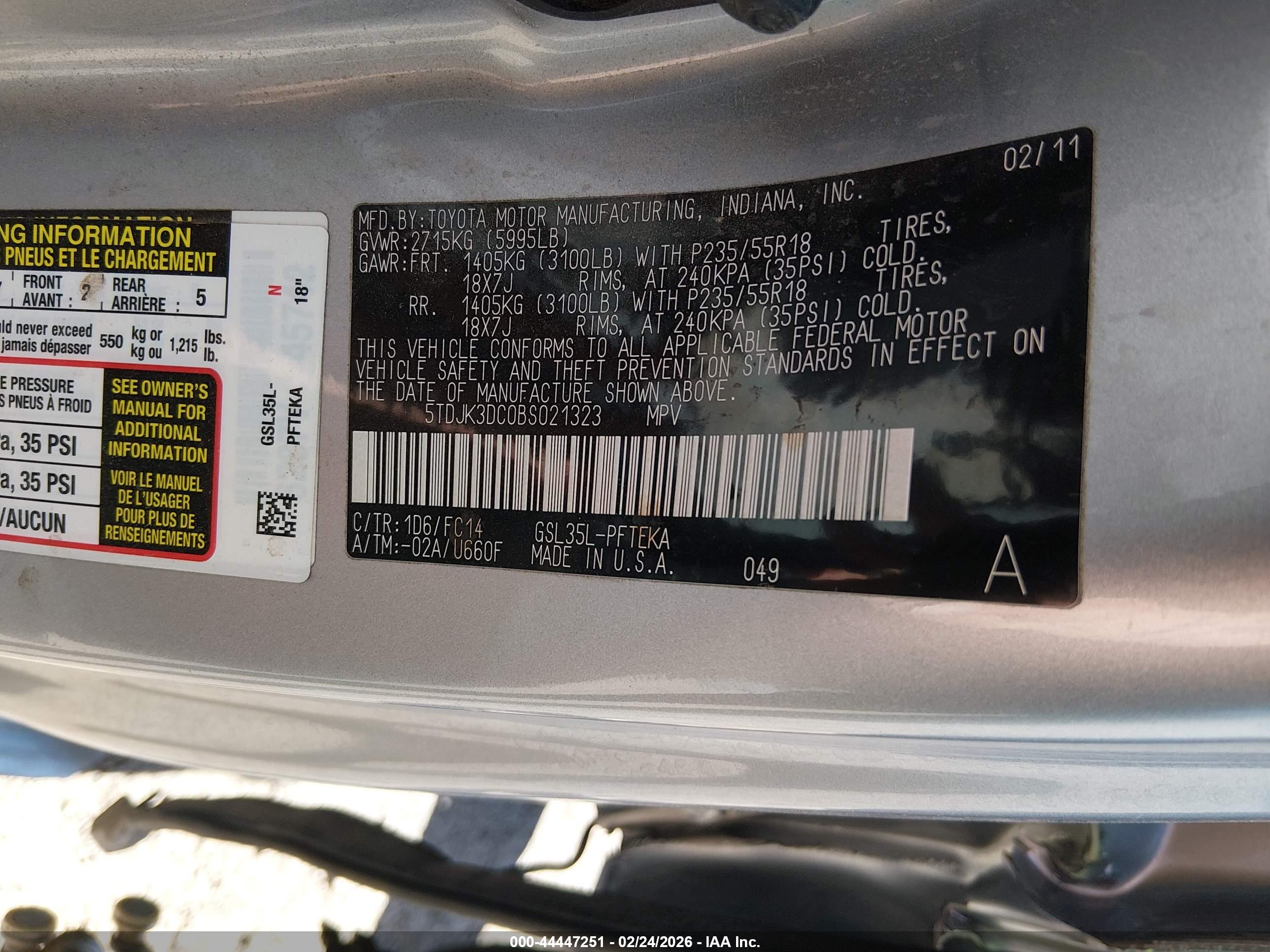 TOYOTA SIENNA image 9