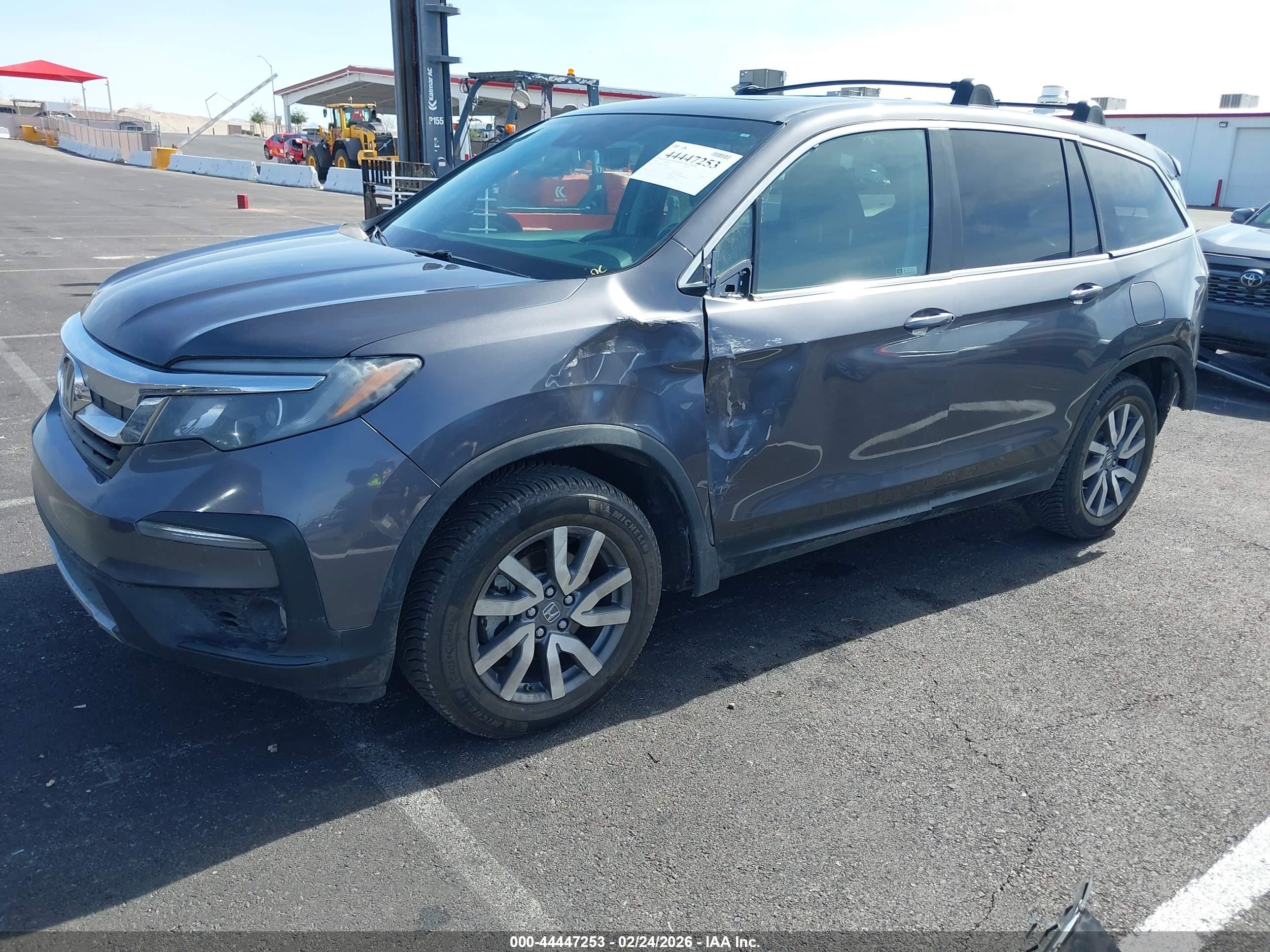 HONDA PILOT image 2