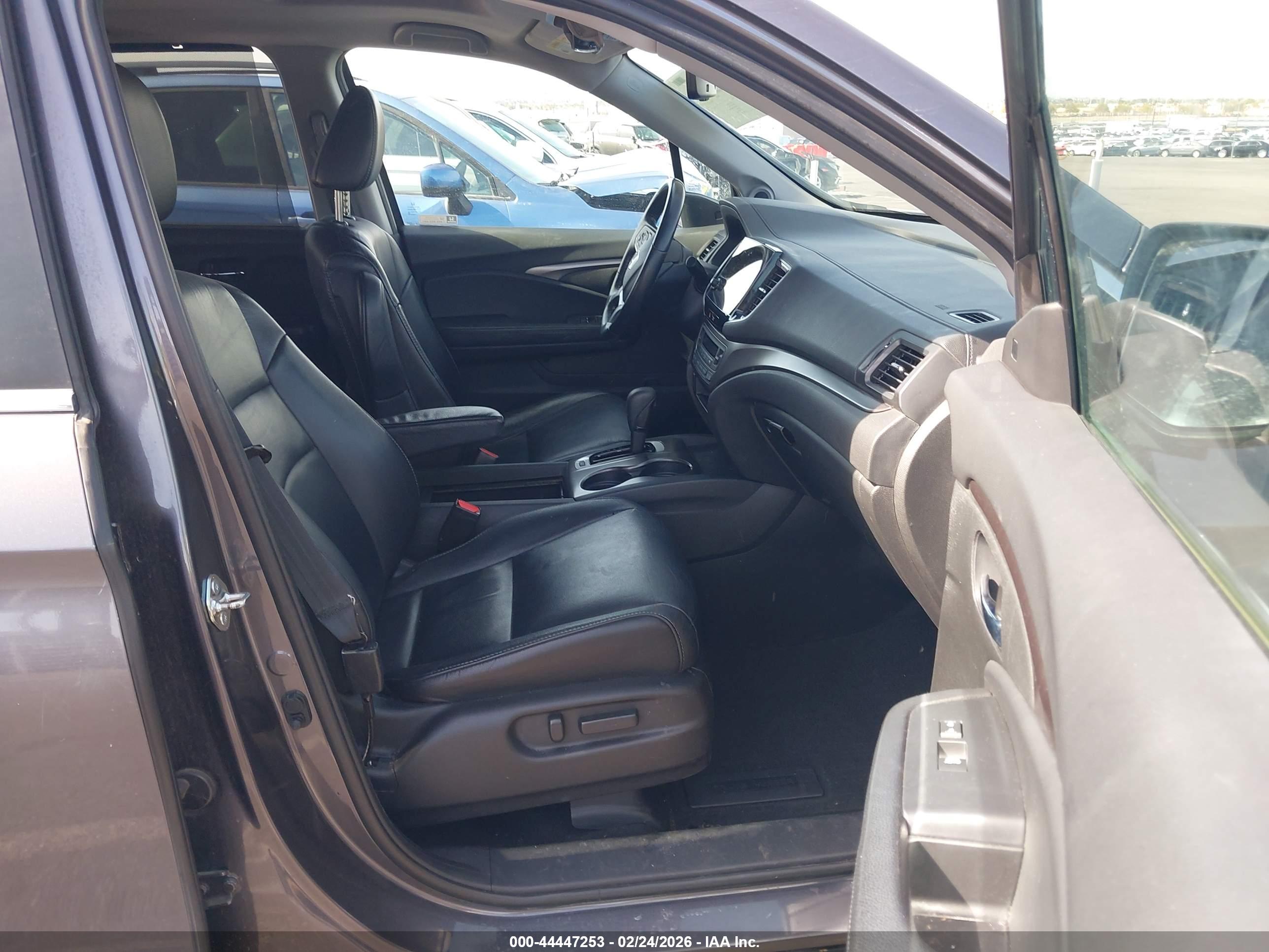HONDA PILOT image 5