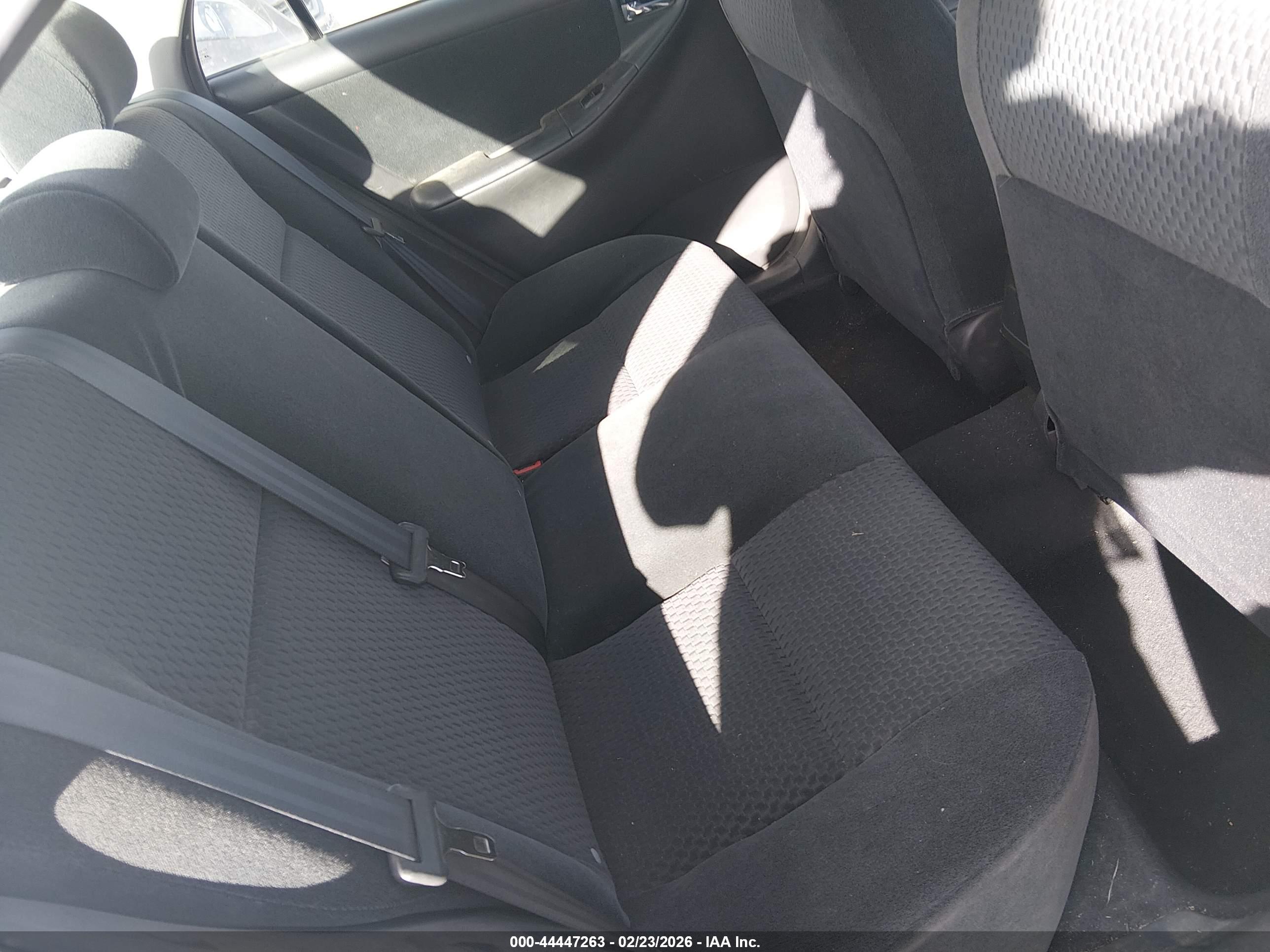 TOYOTA COROLLA image 8