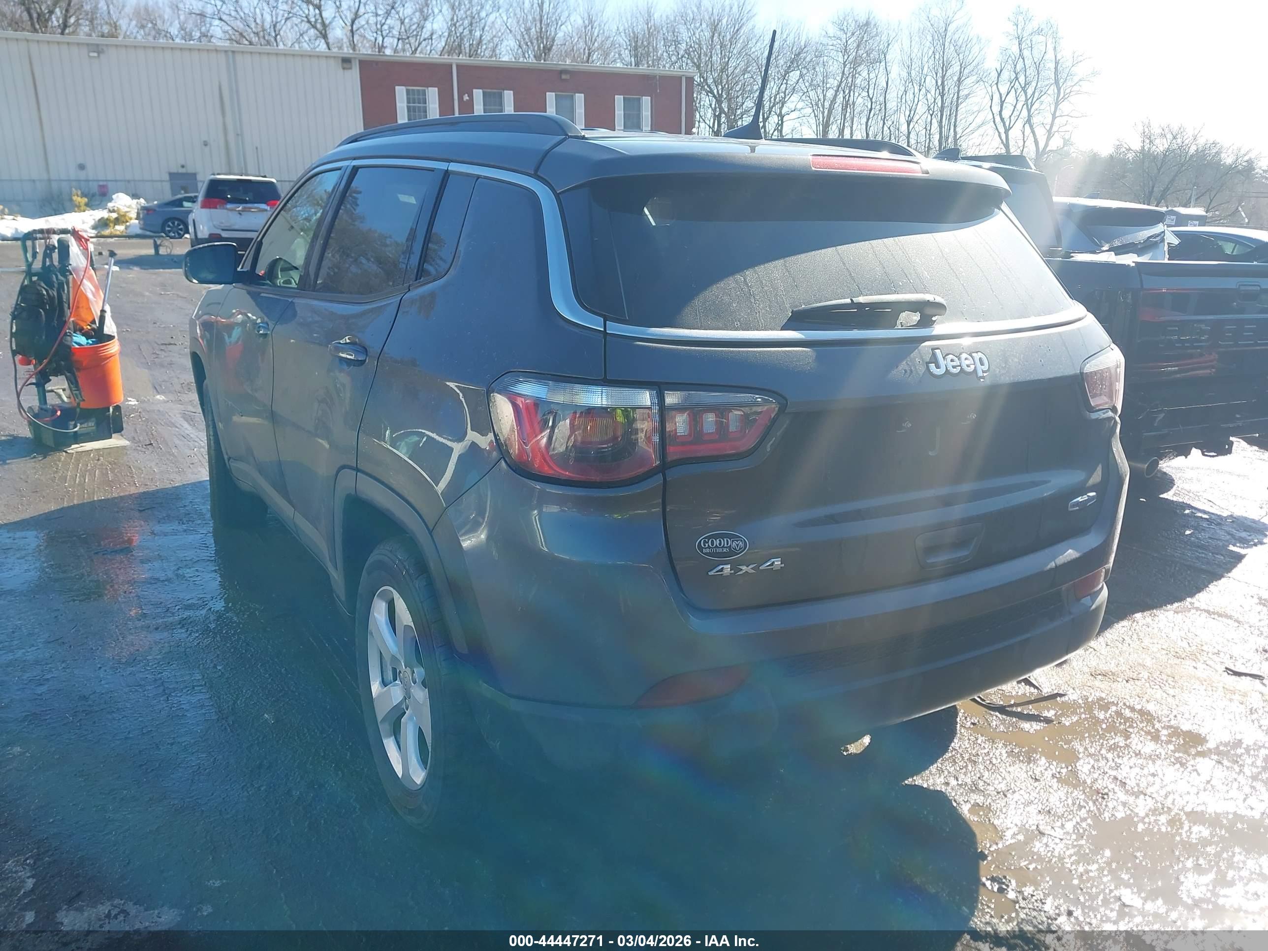JEEP COMPASS image 3