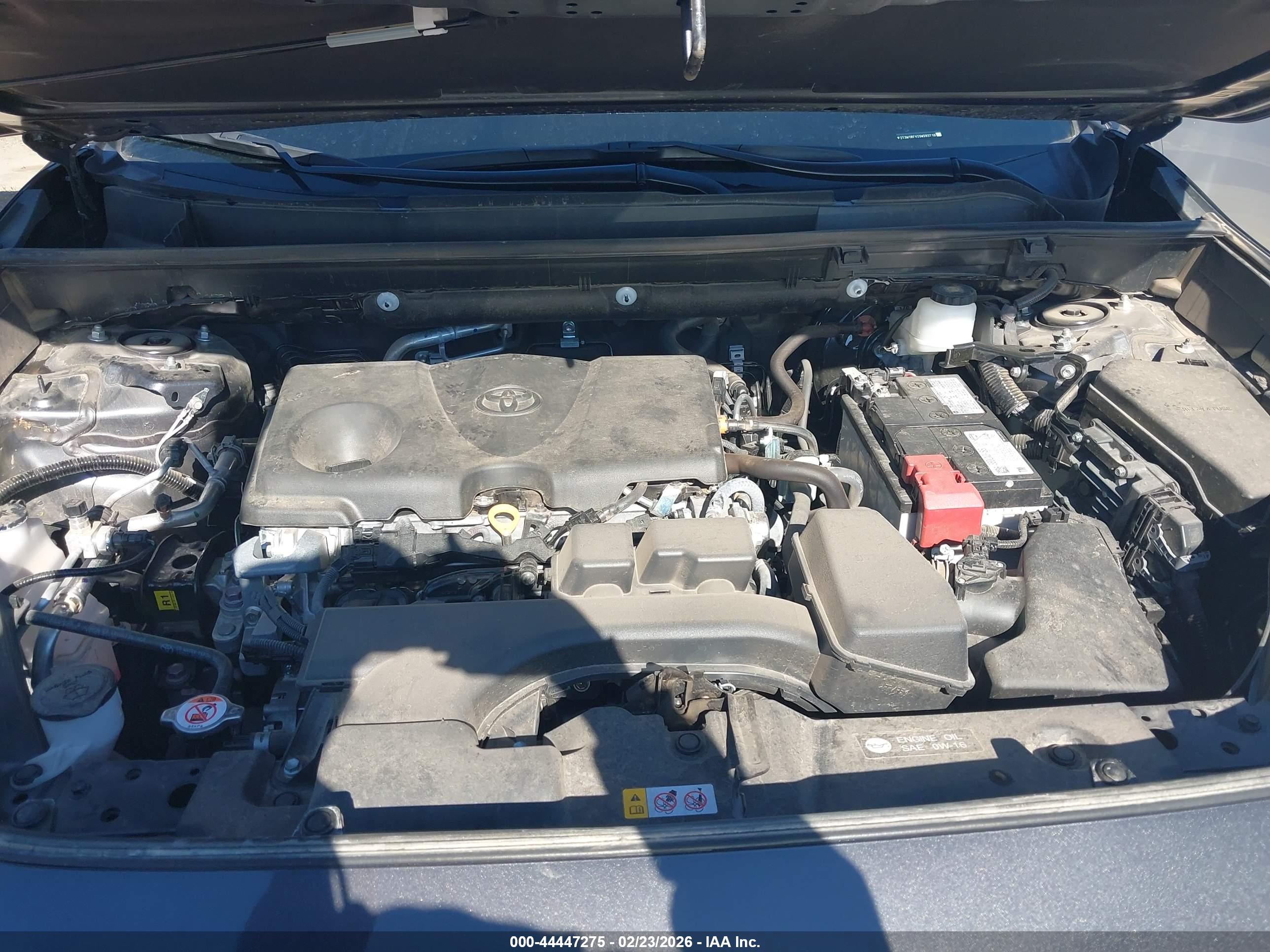 TOYOTA RAV4 image 10