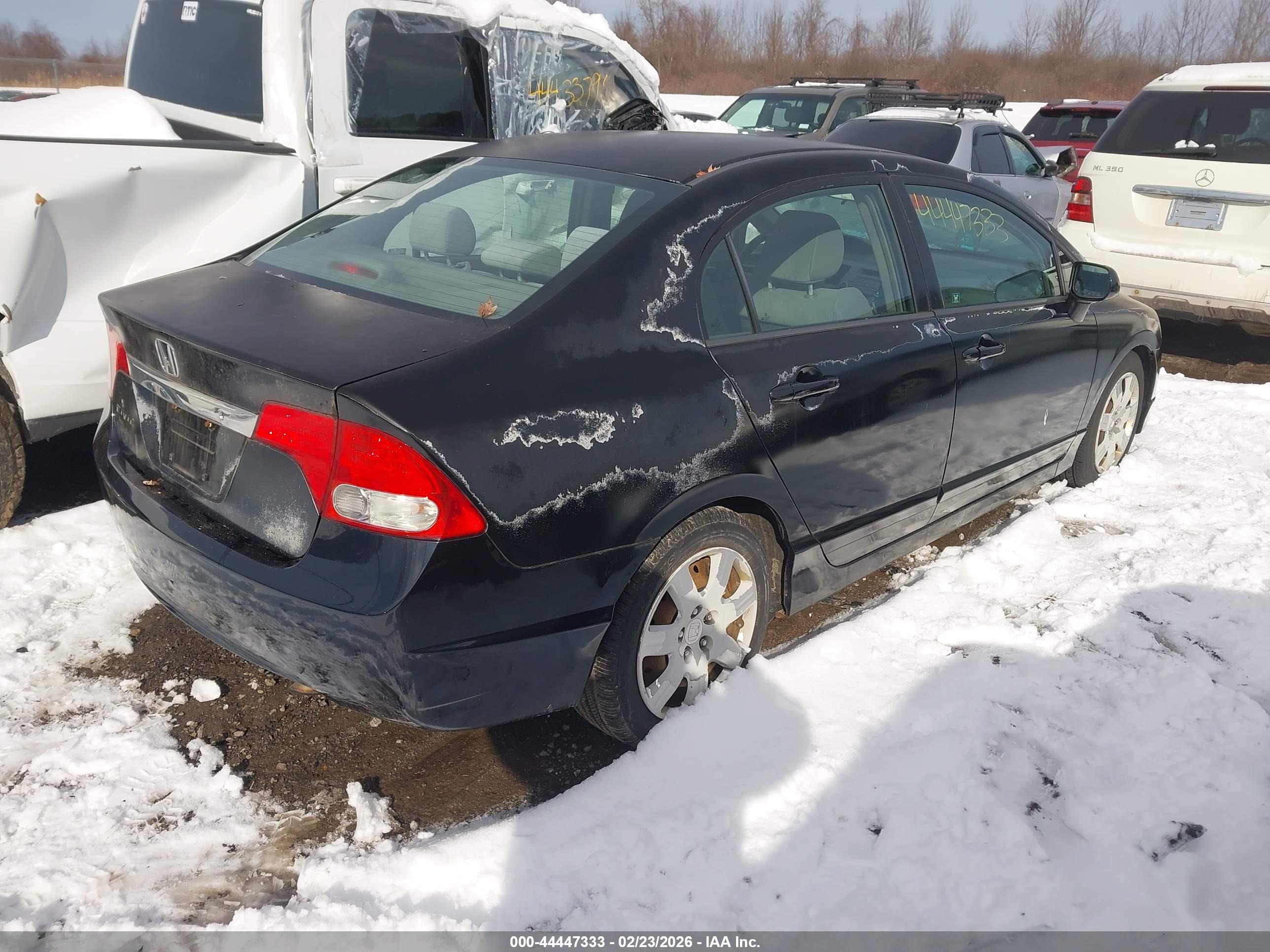 HONDA CIVIC image 4