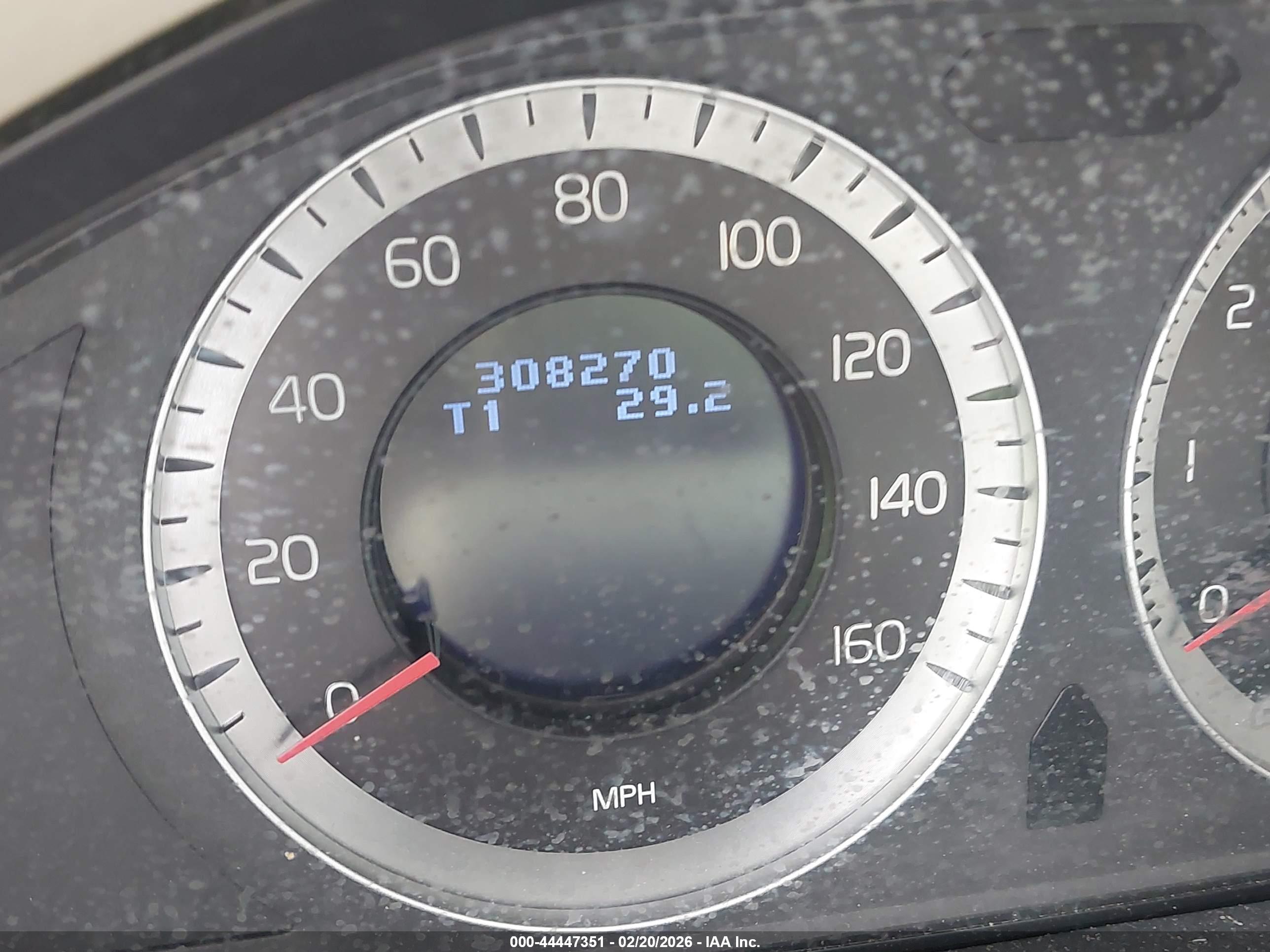 VOLVO S80 image 7