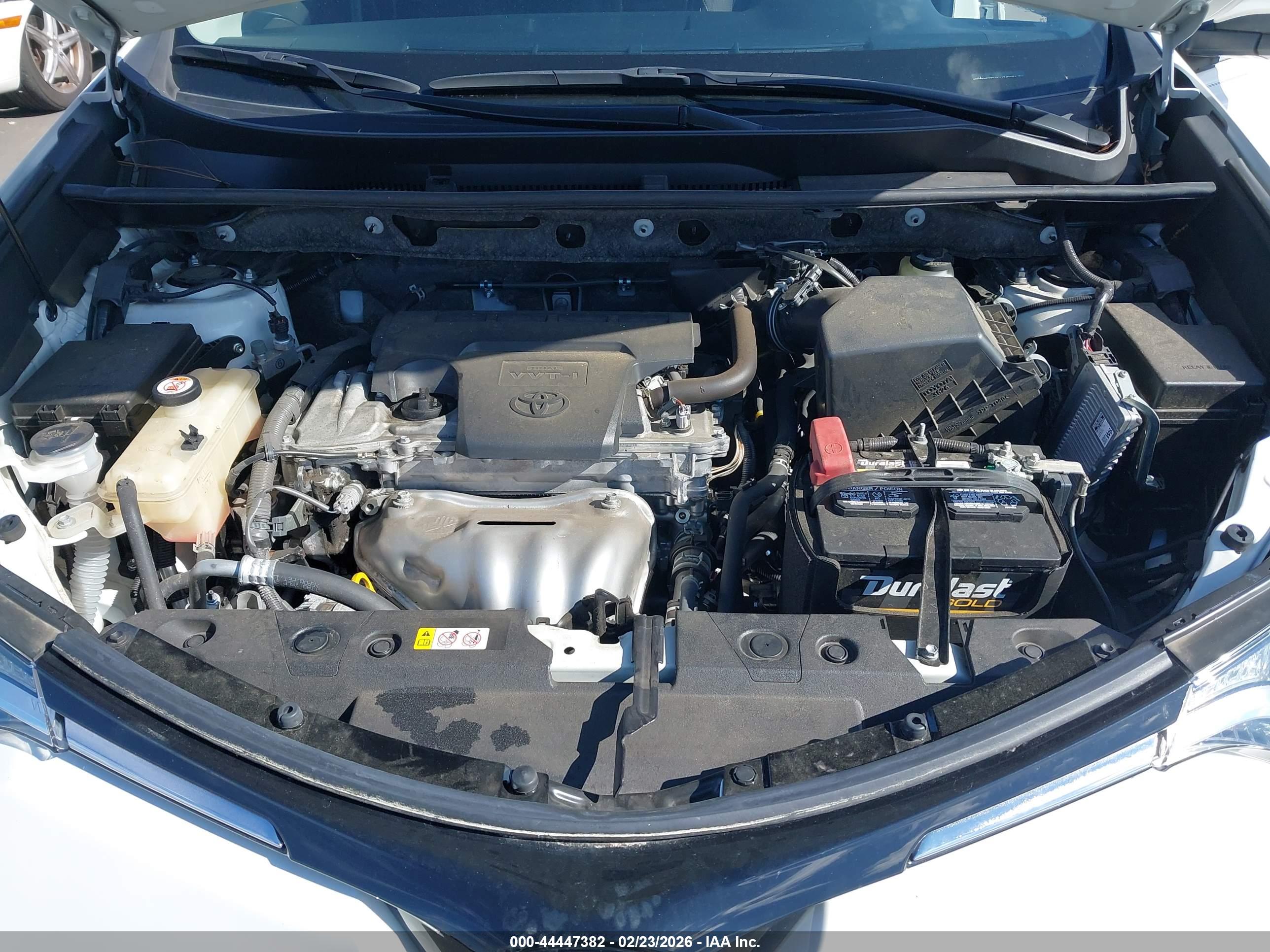 TOYOTA RAV4 image 10