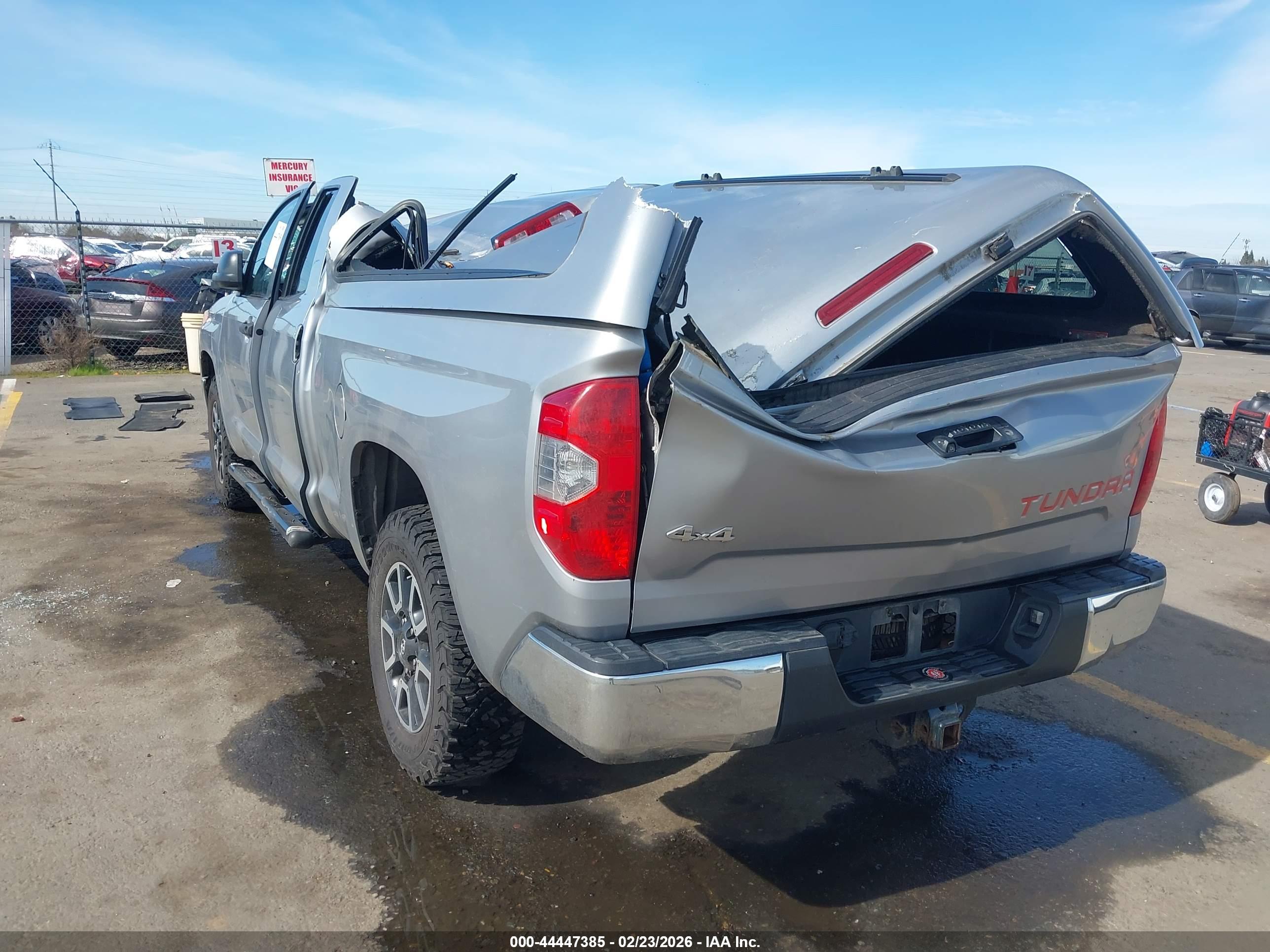 TOYOTA TUNDRA image 3