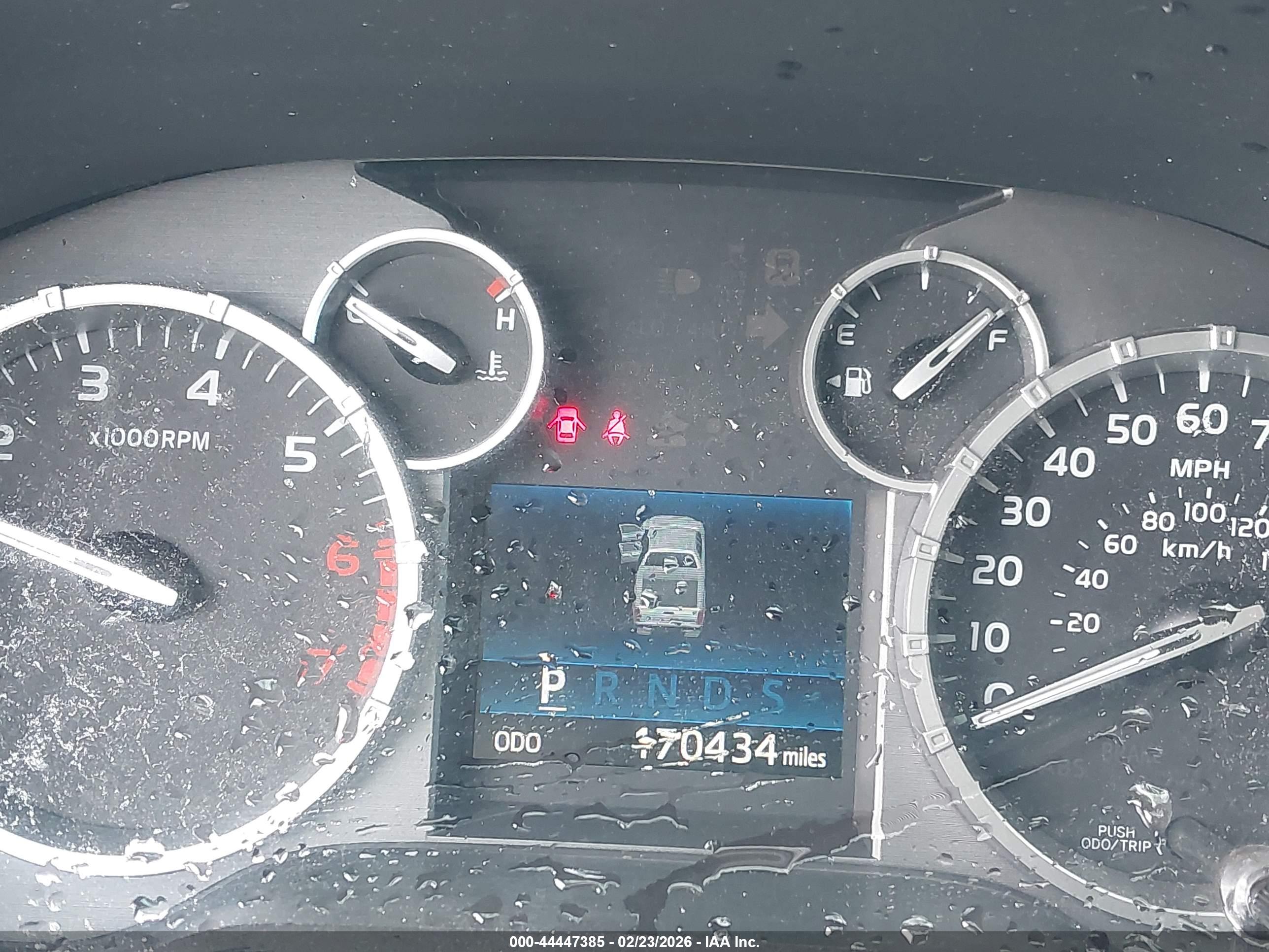 TOYOTA TUNDRA image 7
