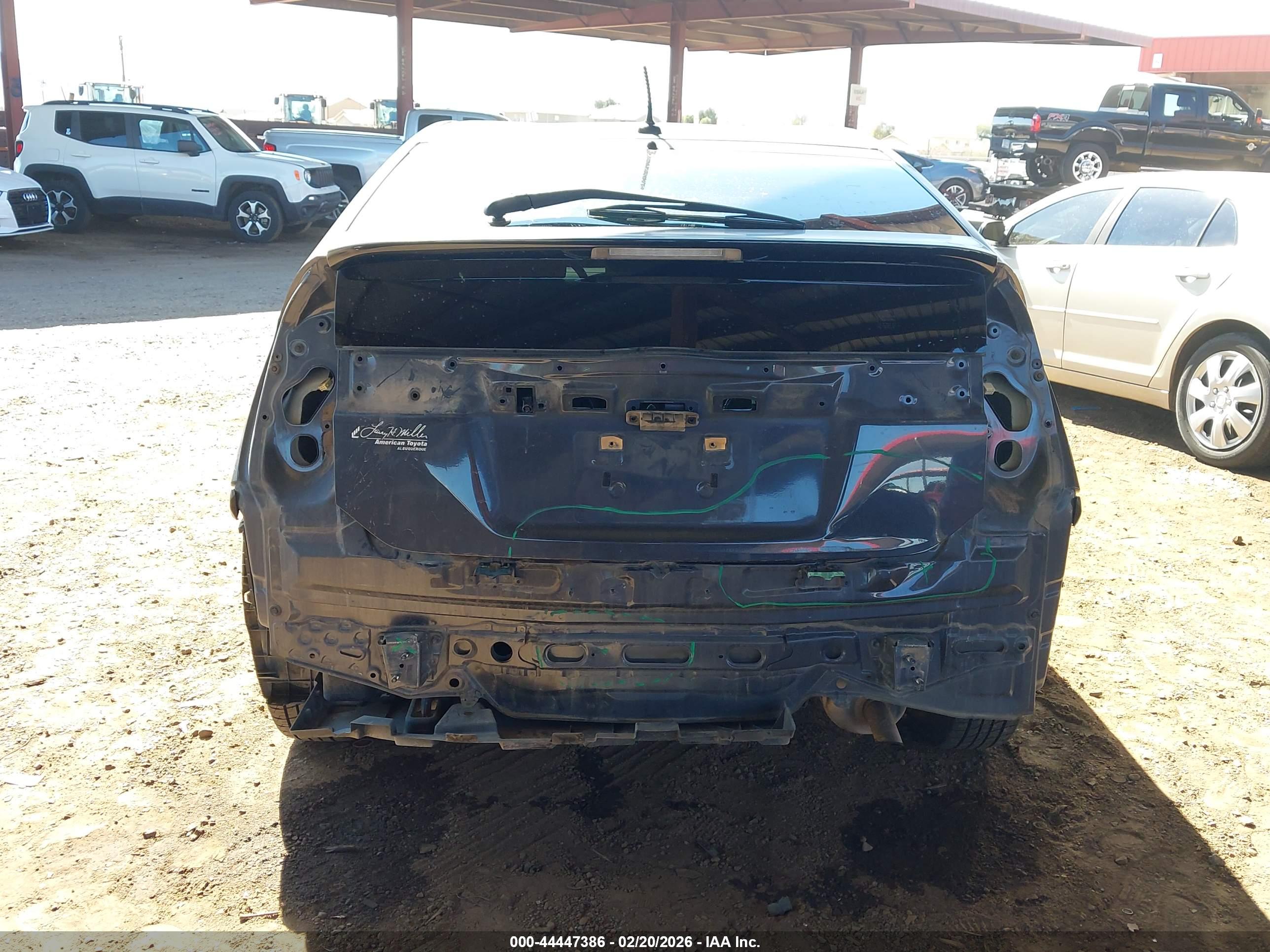 TOYOTA PRIUS image 6
