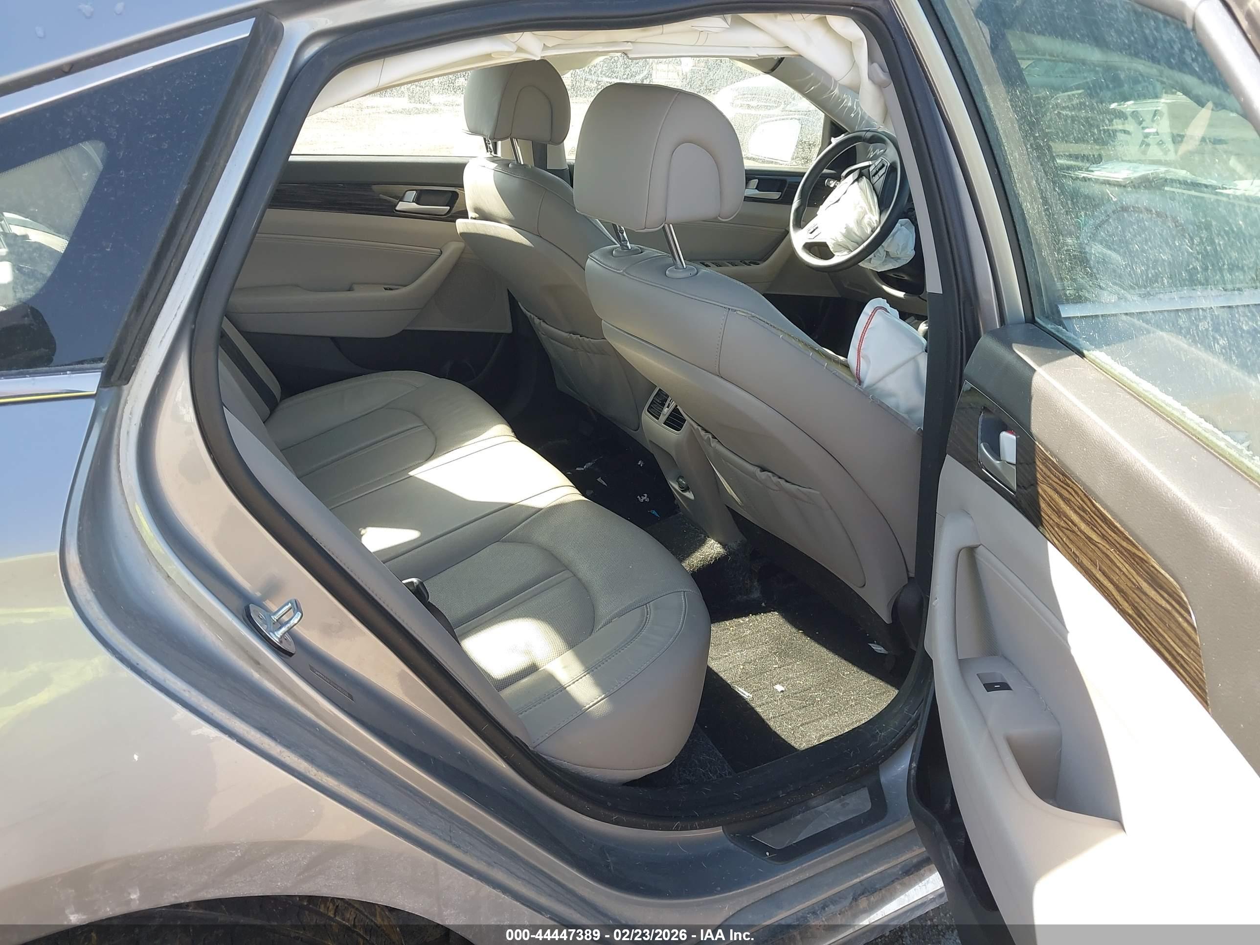 HYUNDAI SONATA image 8