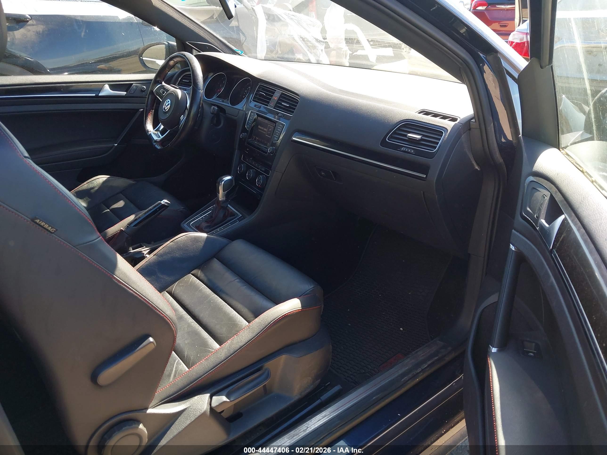 VOLKSWAGEN GOLF image 5