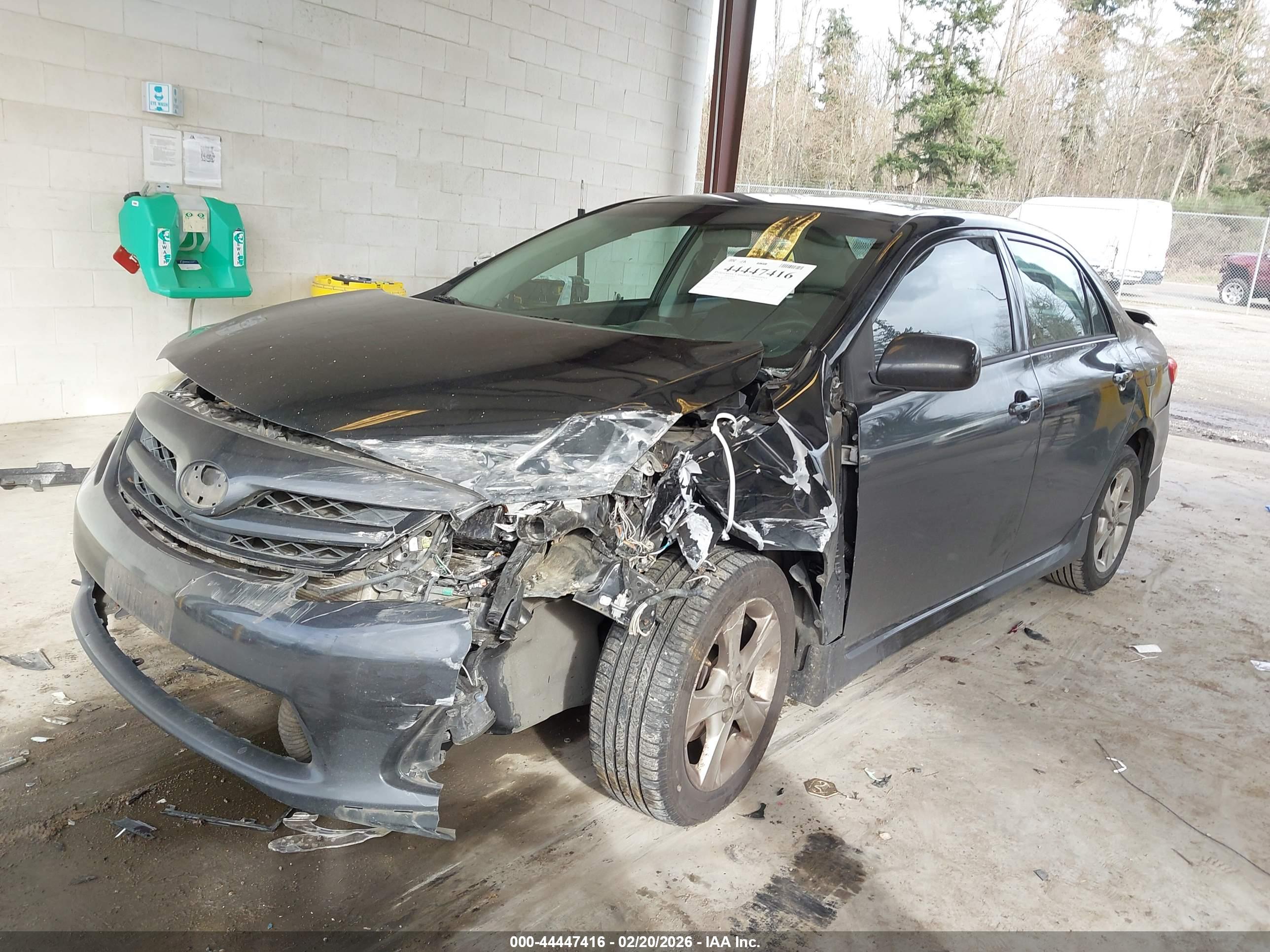 TOYOTA COROLLA image 2