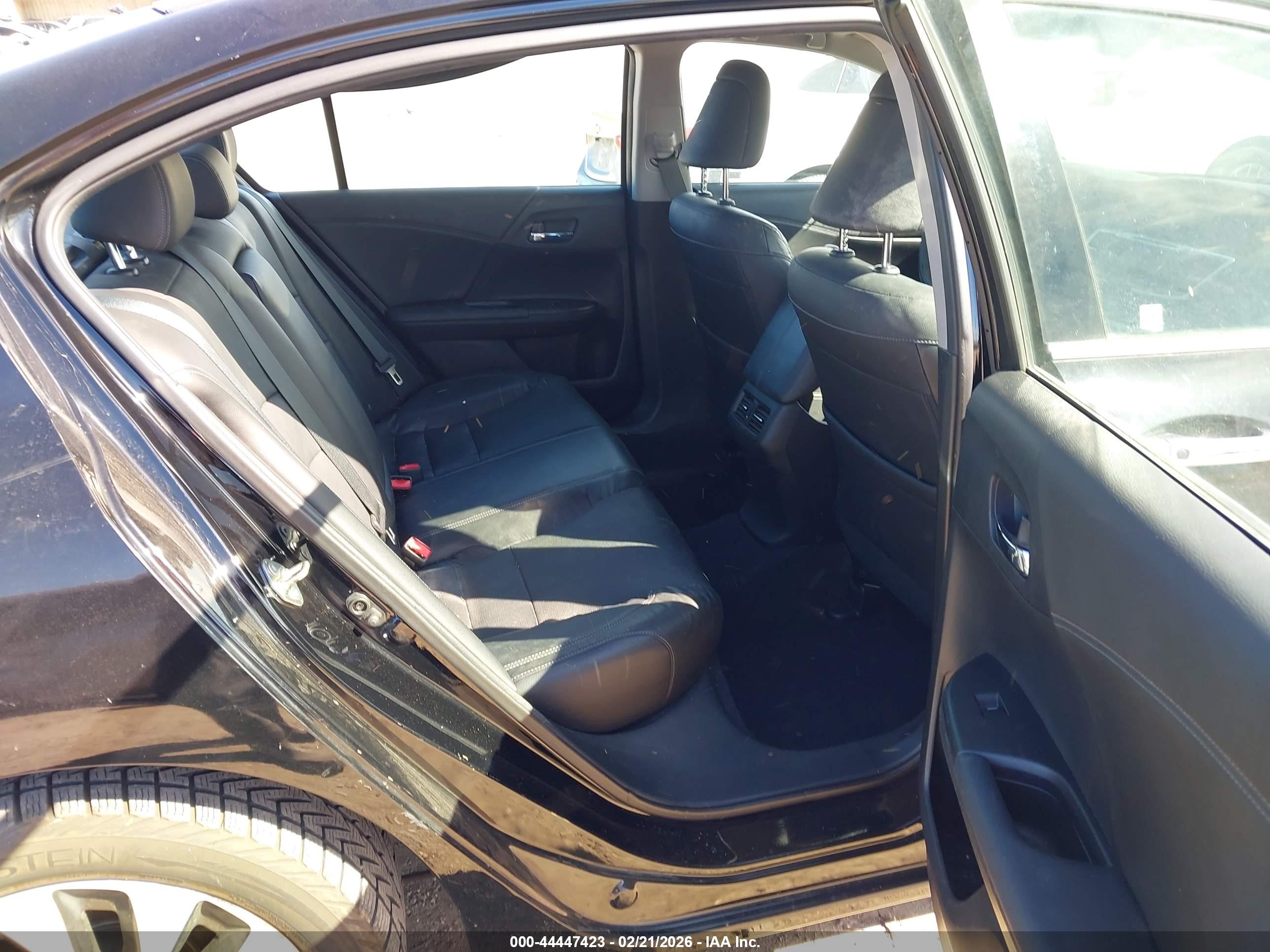 HONDA ACCORD image 8