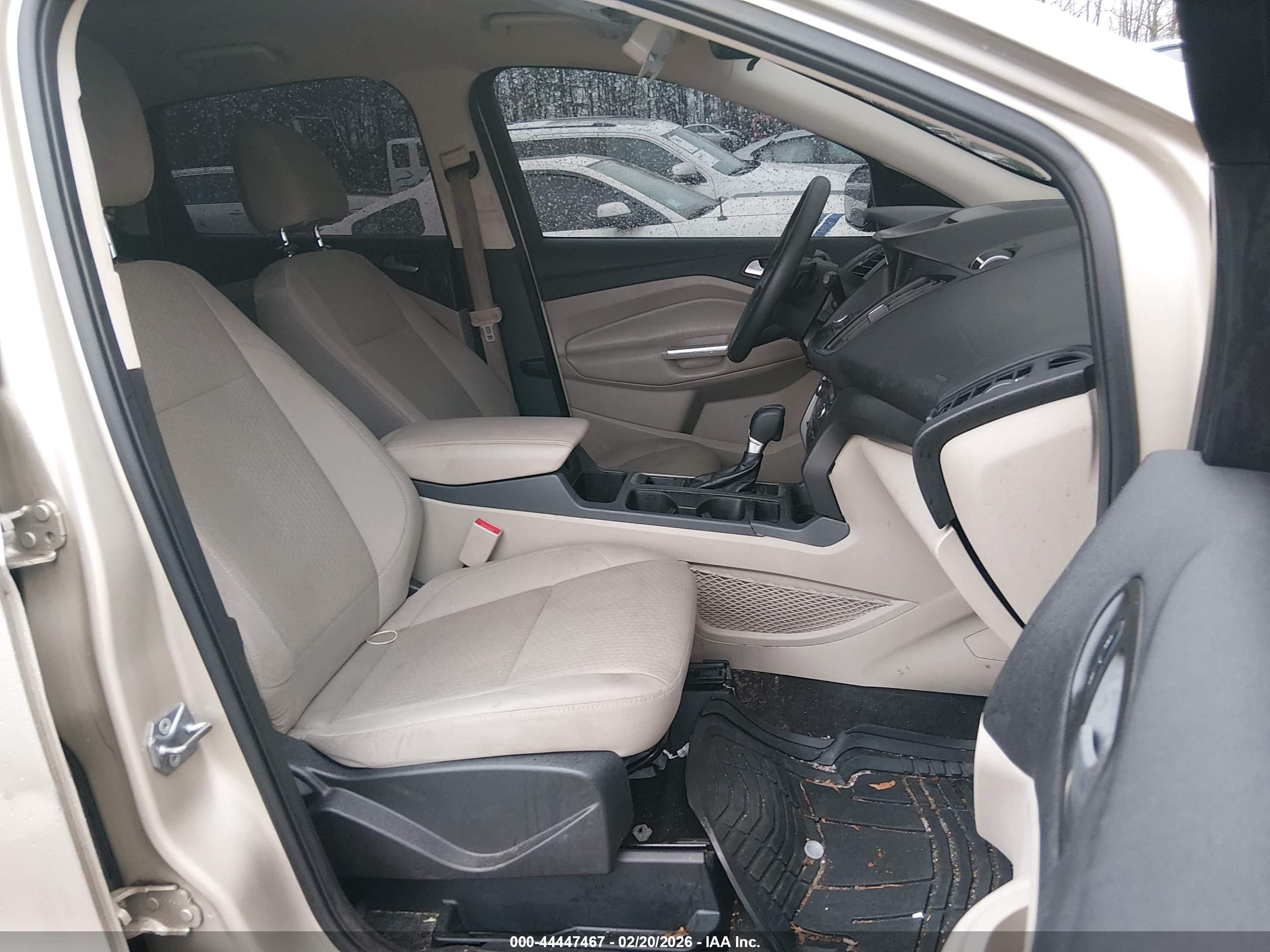 FORD ESCAPE image 5