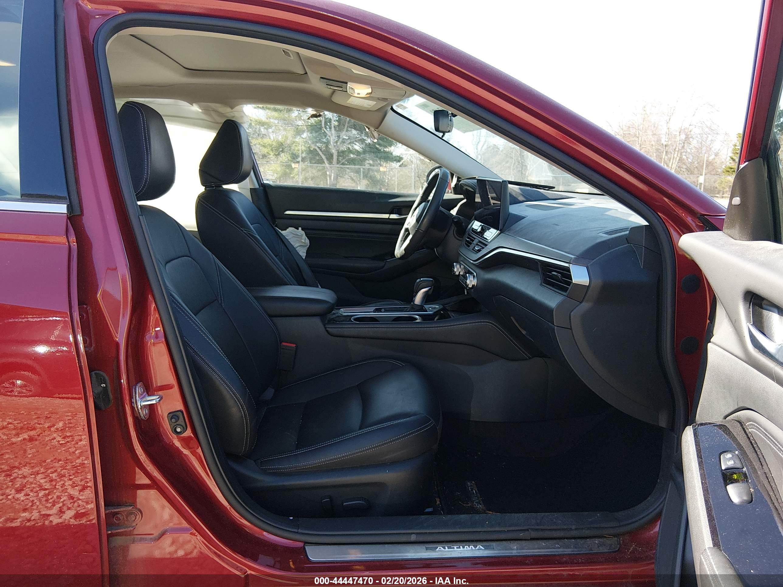 NISSAN ALTIMA image 5