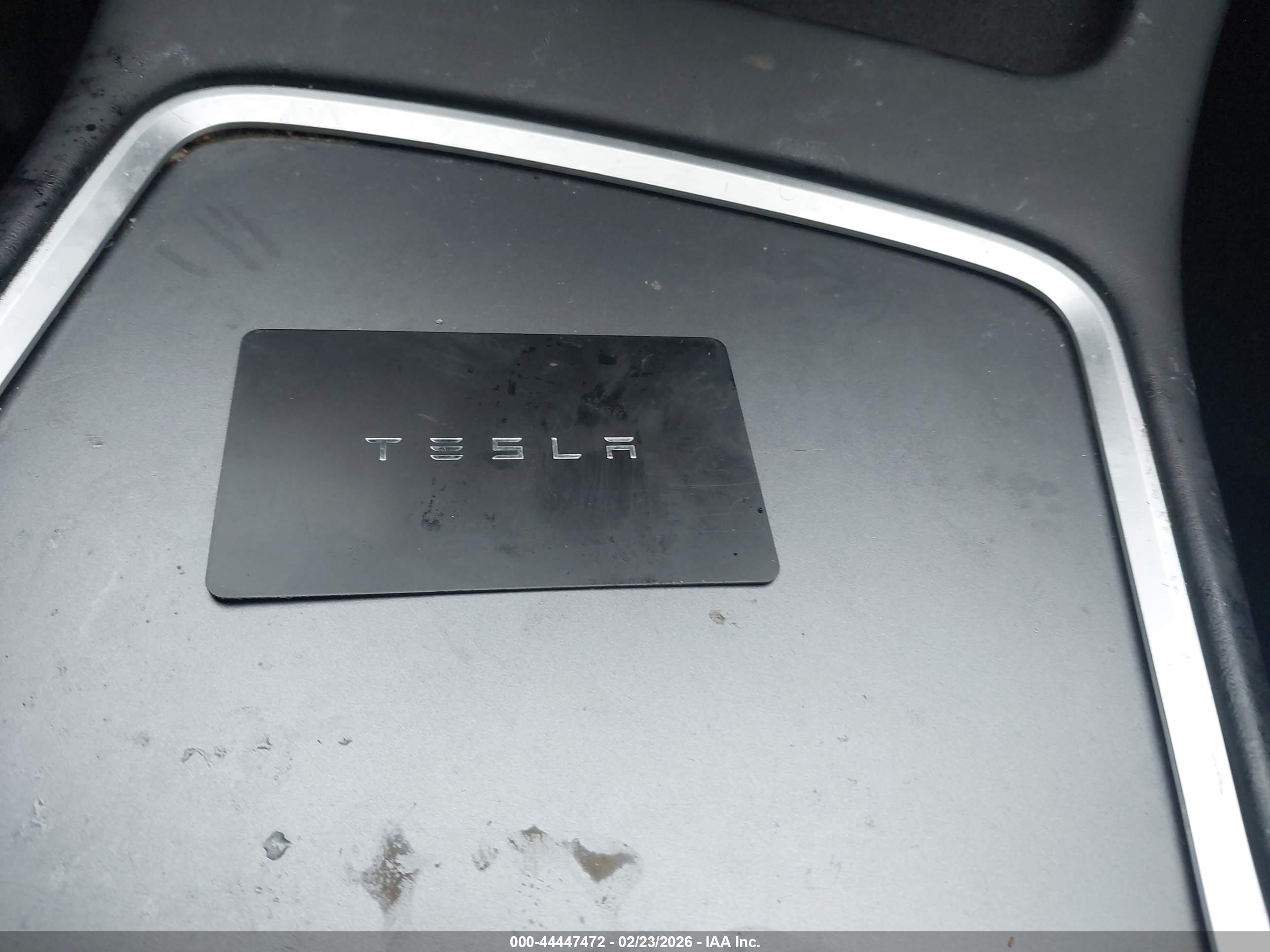TESLA MODEL image 11