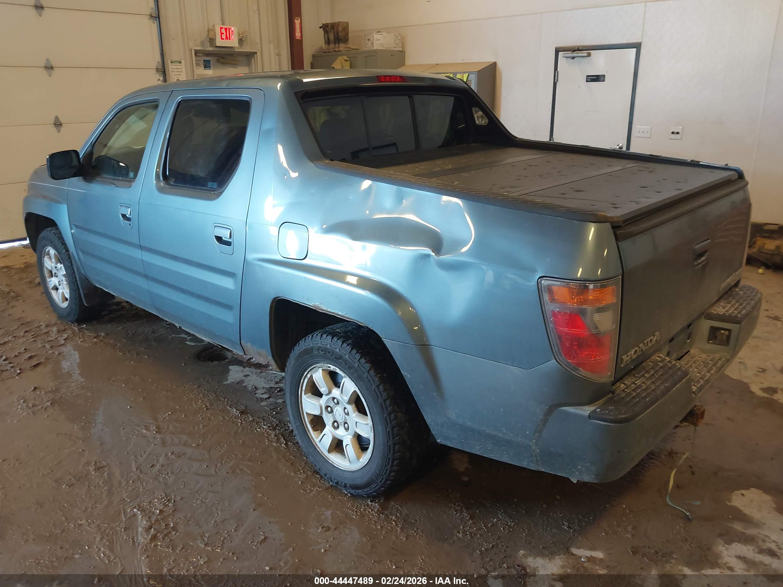 HONDA RIDGELINE image 3