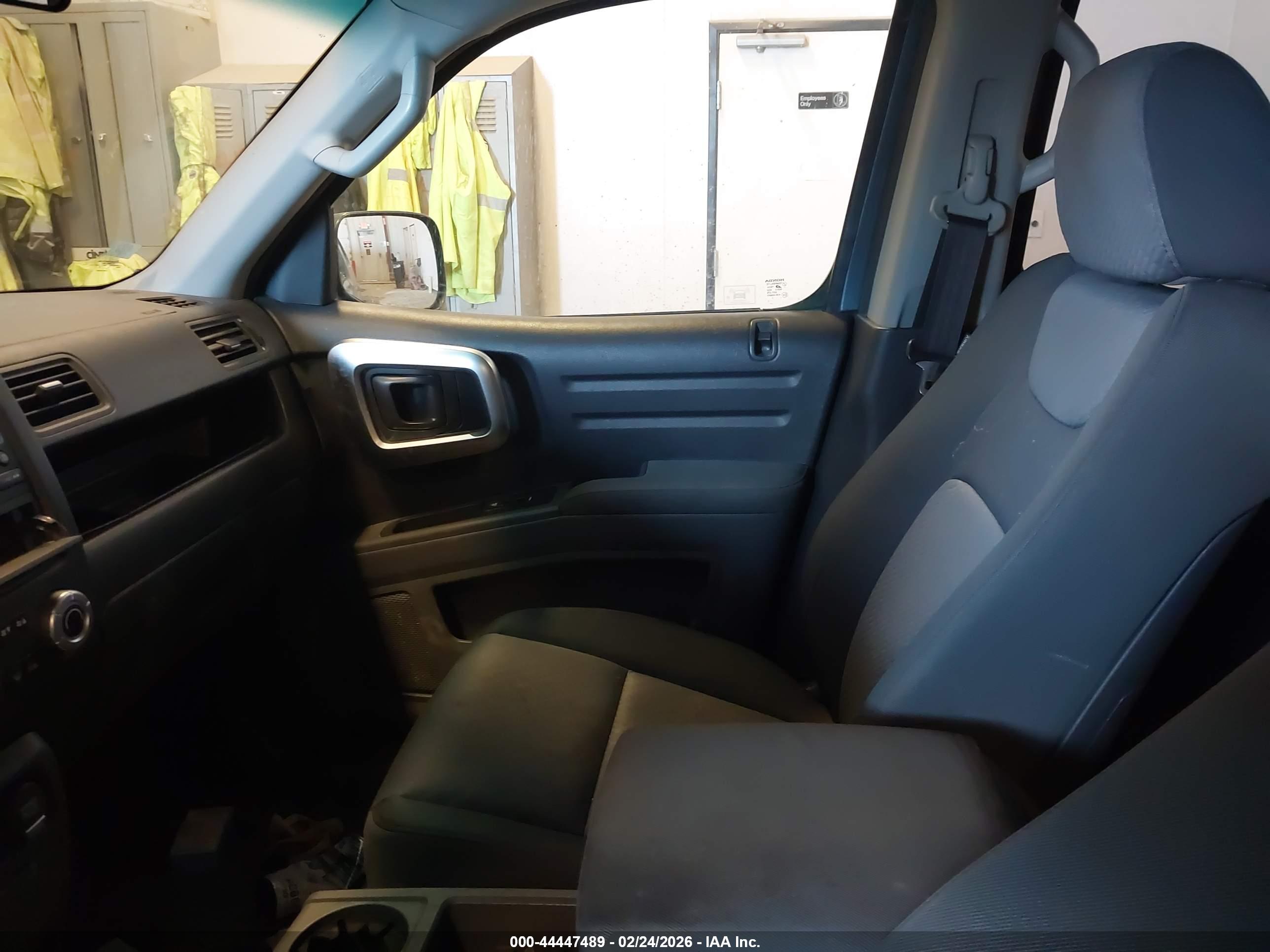 HONDA RIDGELINE image 5