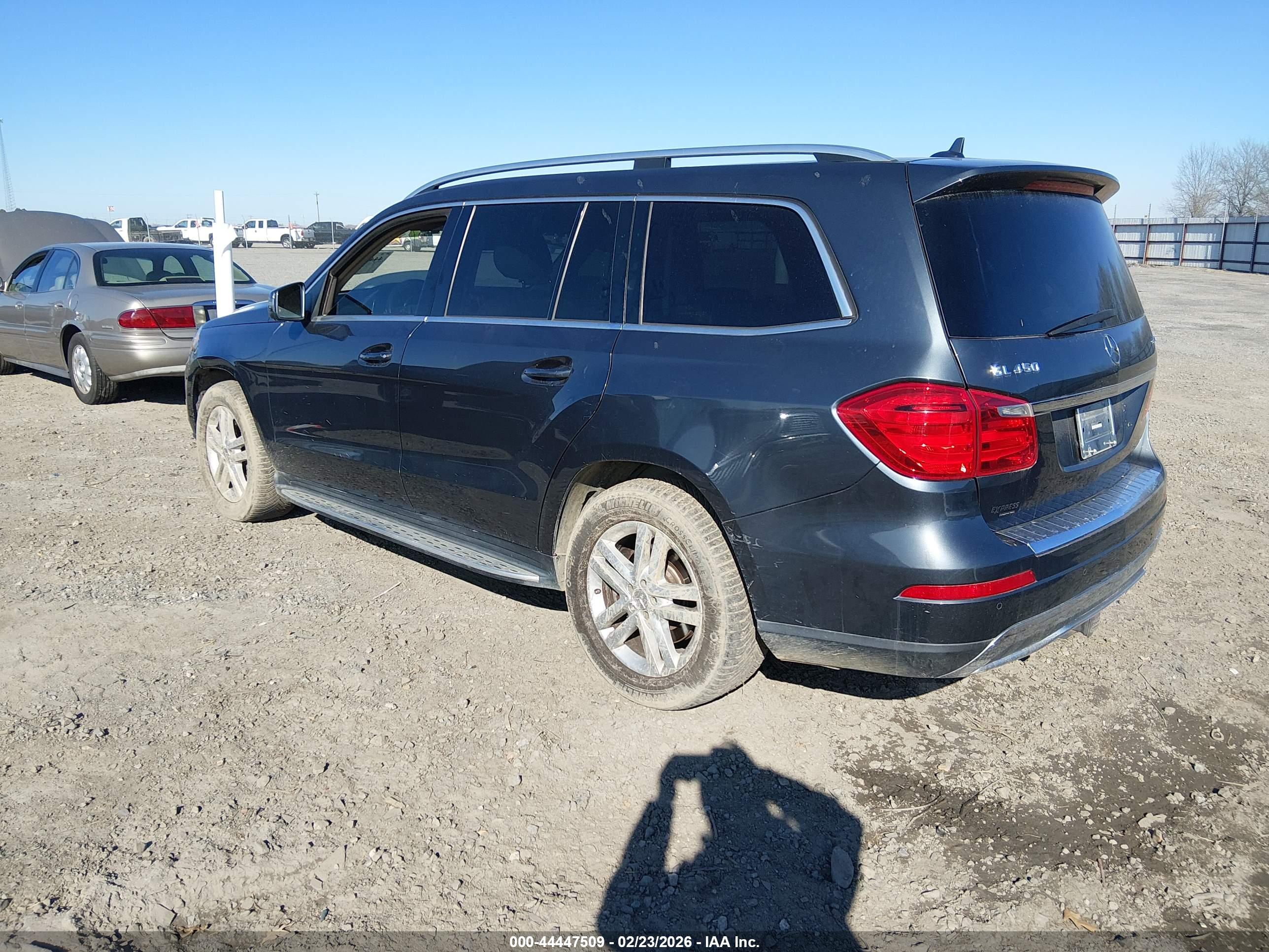 MERCEDES-BENZ GL image 3