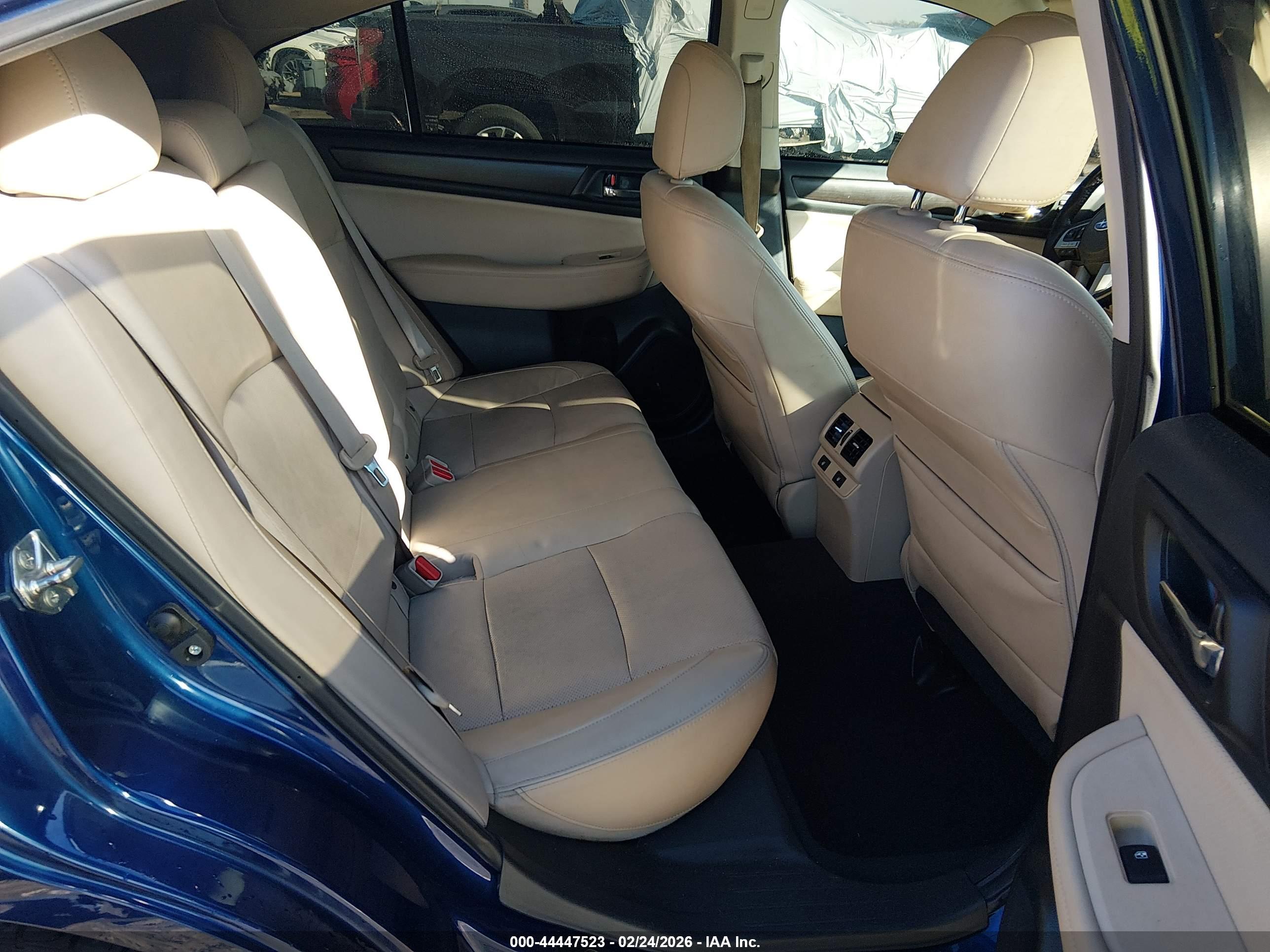 SUBARU LEGACY image 8