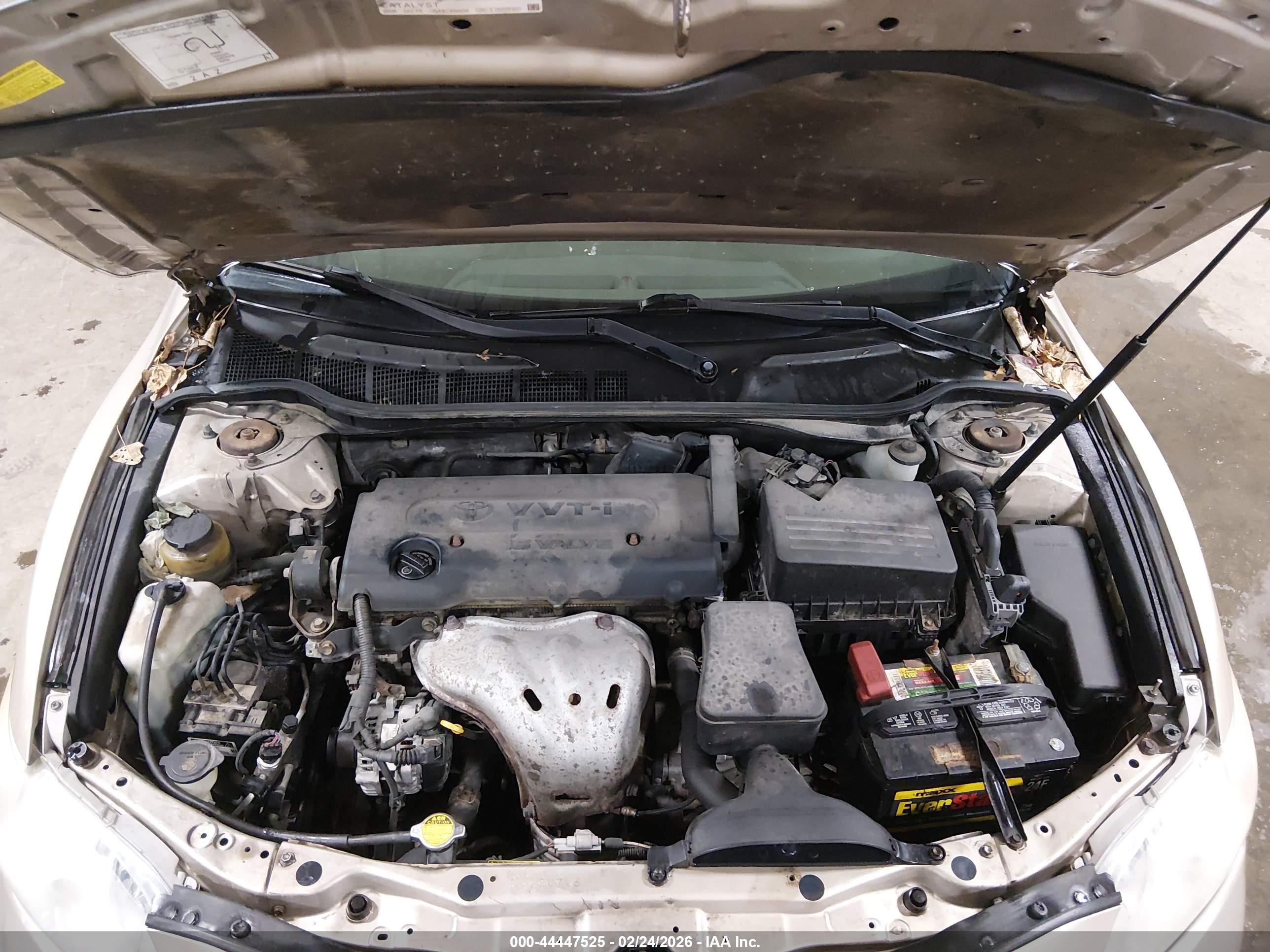 TOYOTA CAMRY image 10
