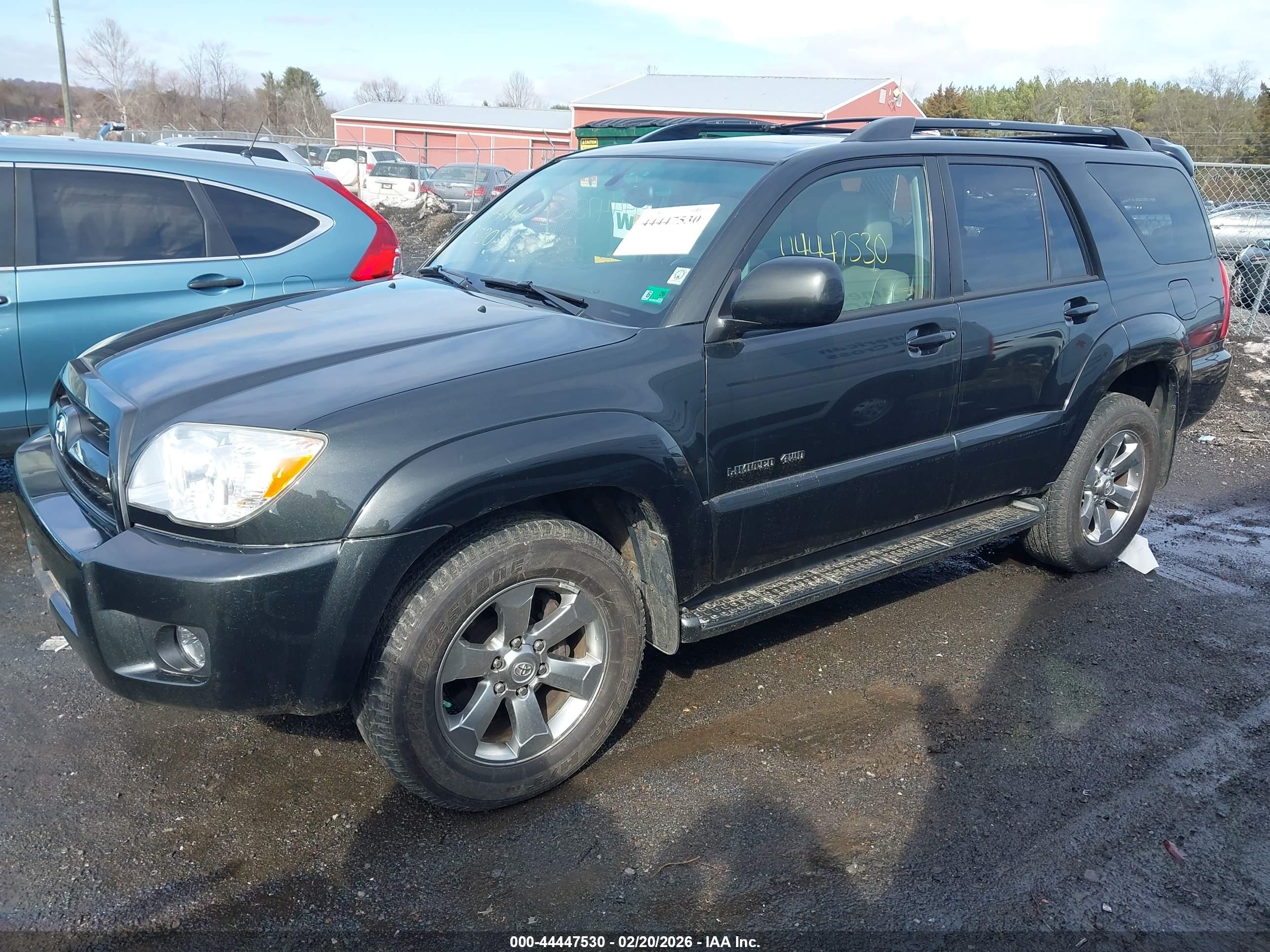 TOYOTA 4RUNNER image 2