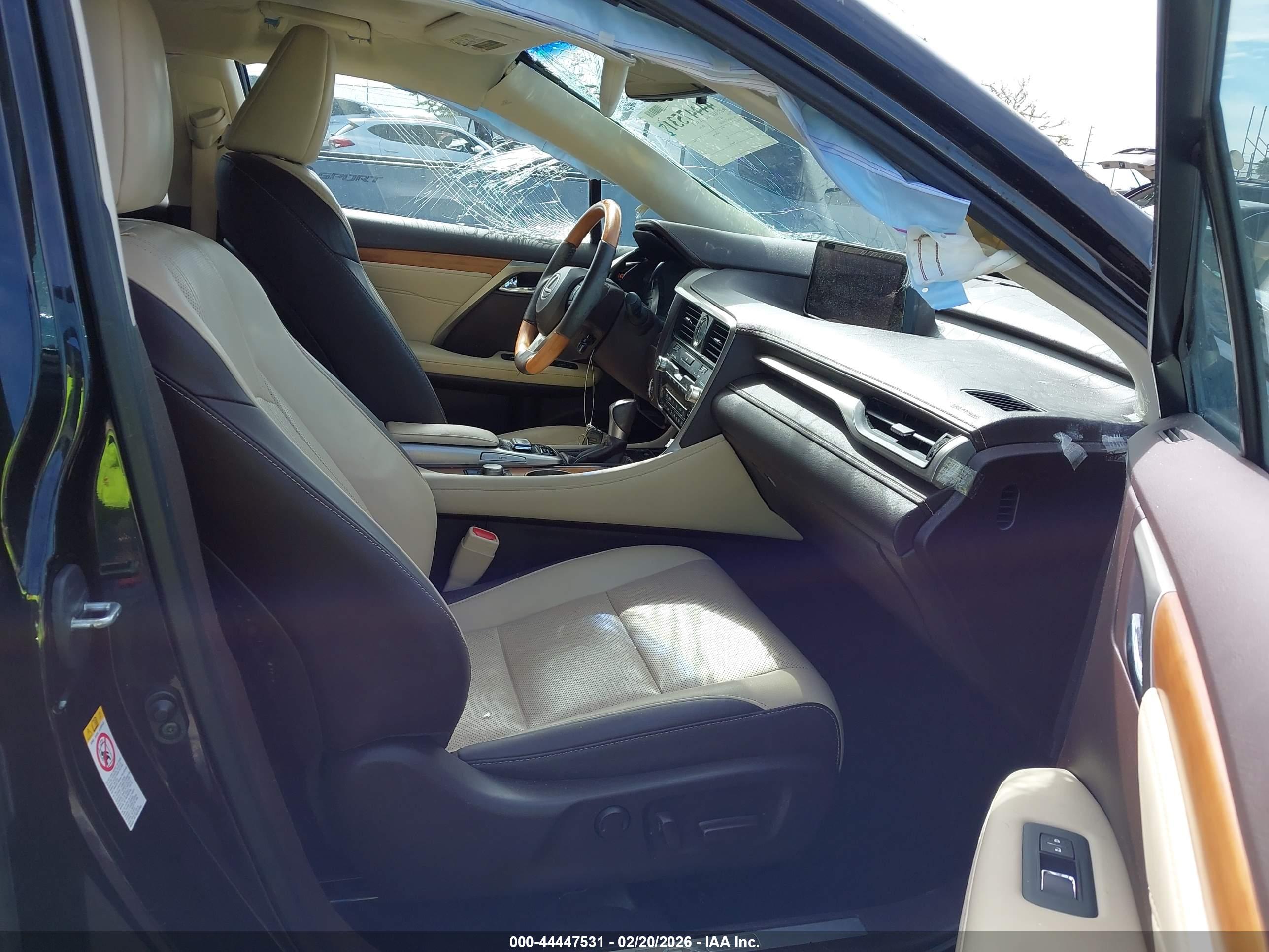 LEXUS RX image 5