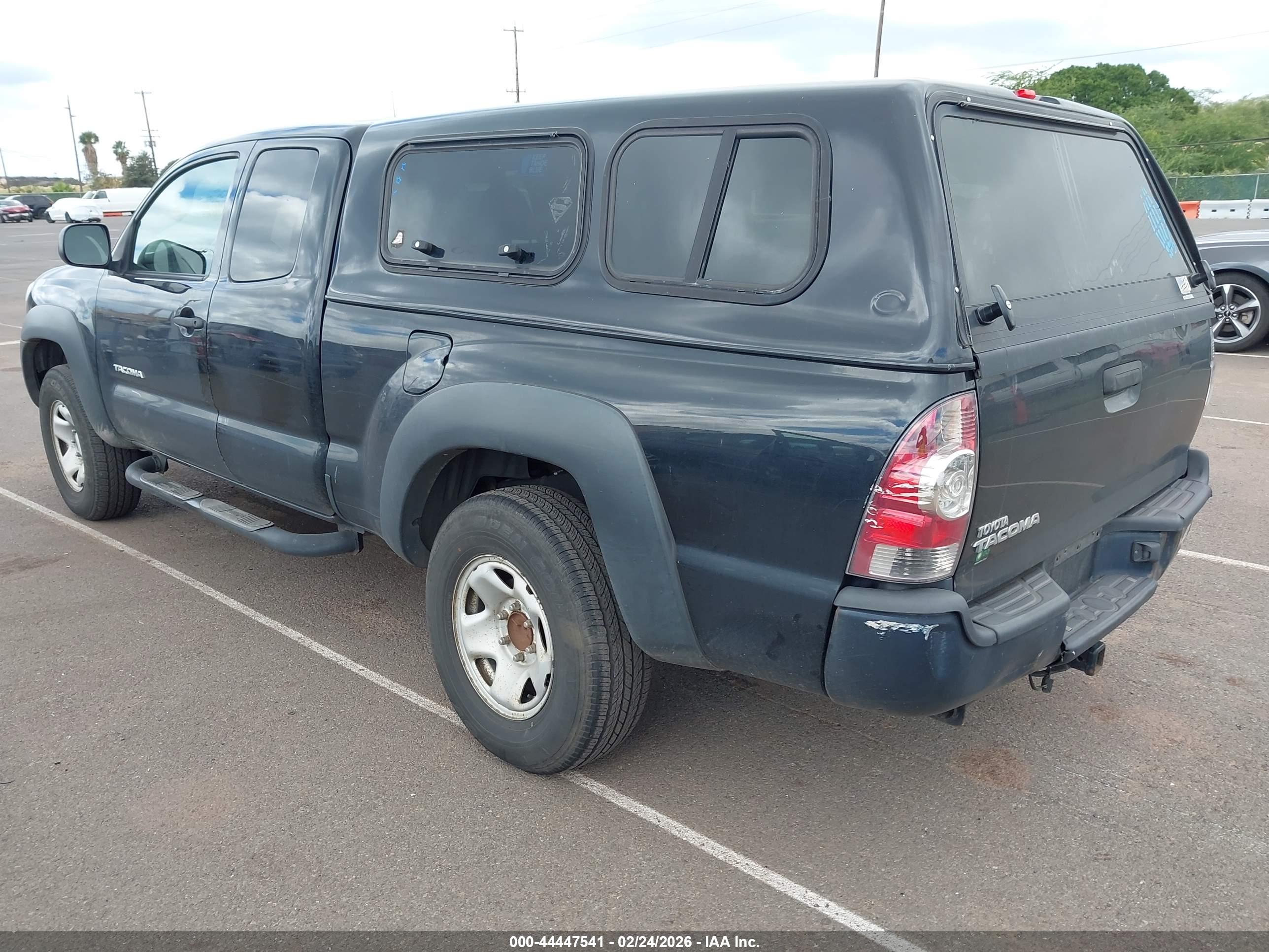 TOYOTA TACOMA image 3