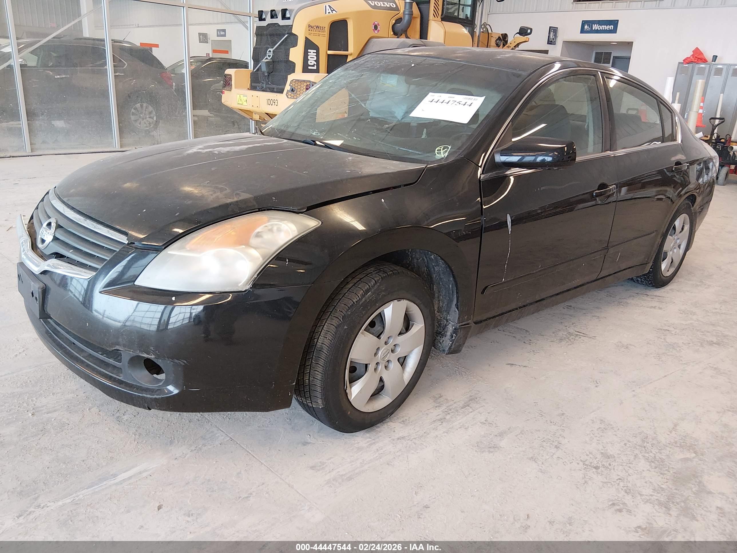 NISSAN ALTIMA image 2