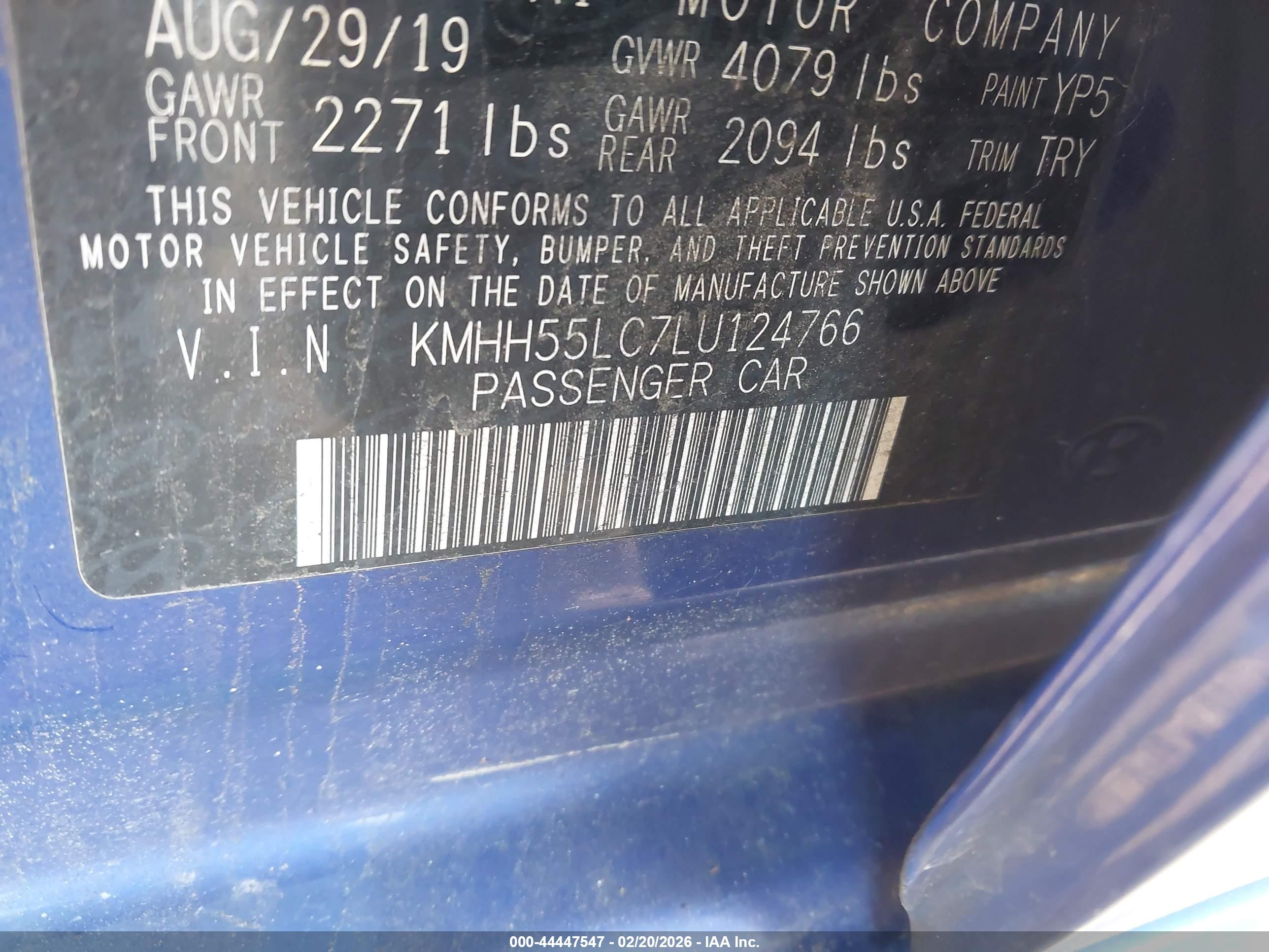 HYUNDAI ELANTRA image 9