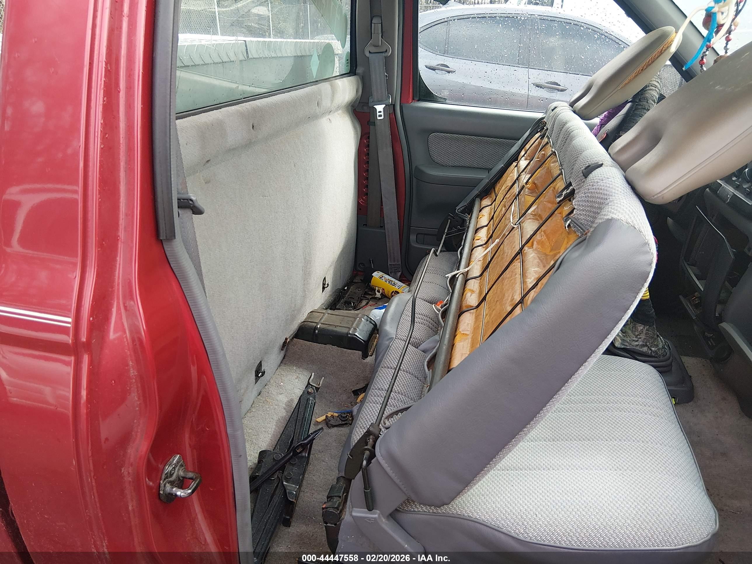 NISSAN FRONTIER image 8