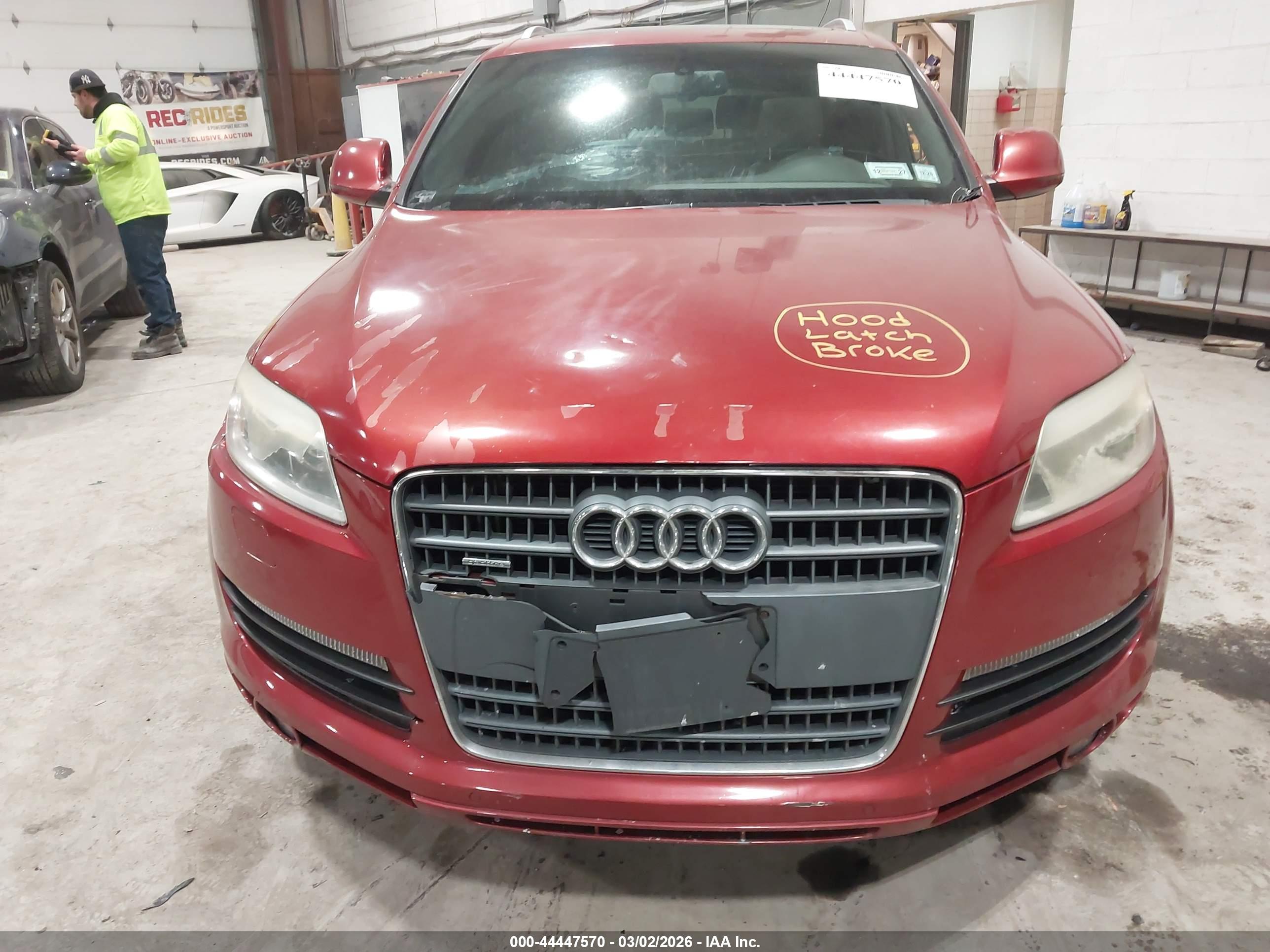 AUDI Q7 image 6
