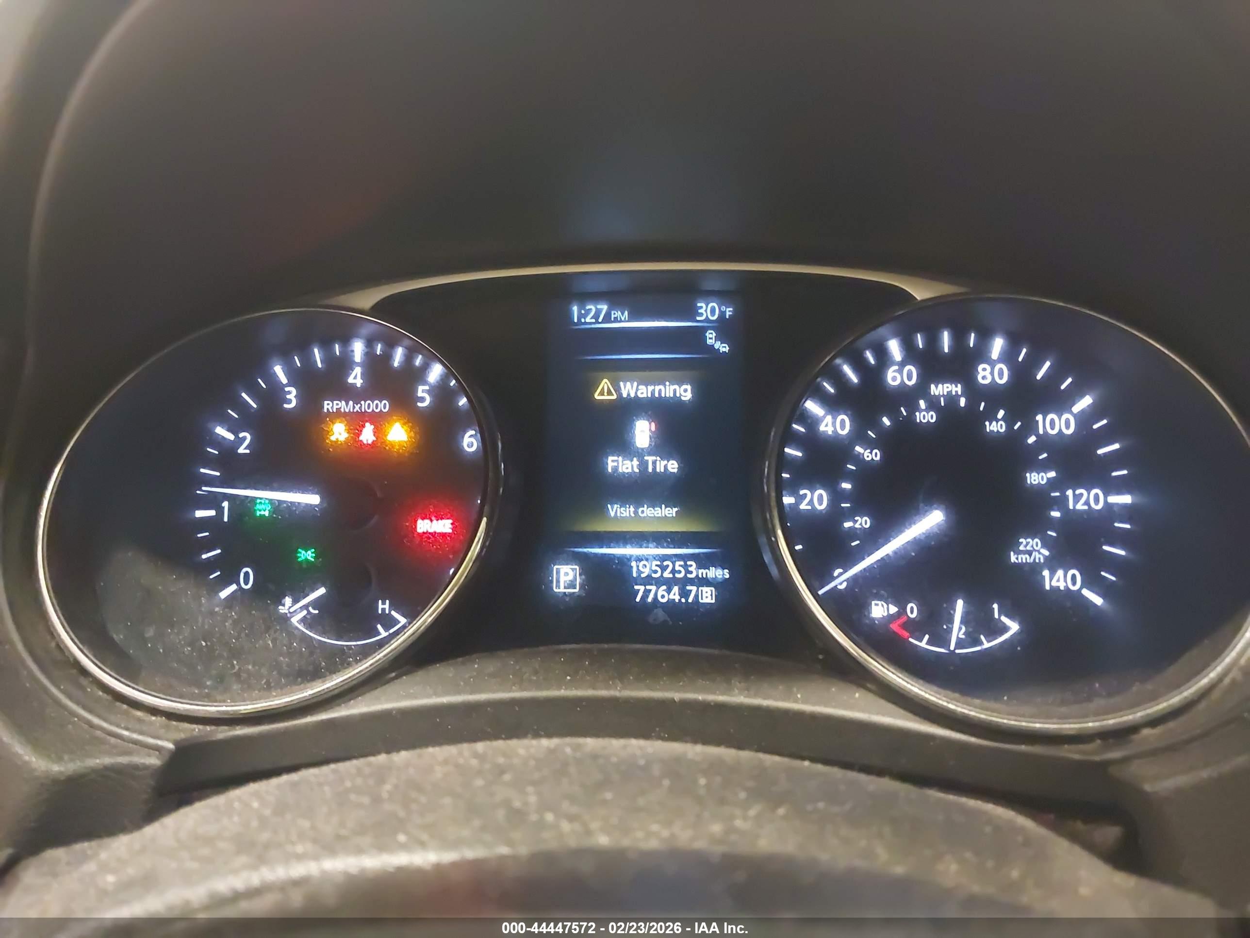 NISSAN ROGUE image 7