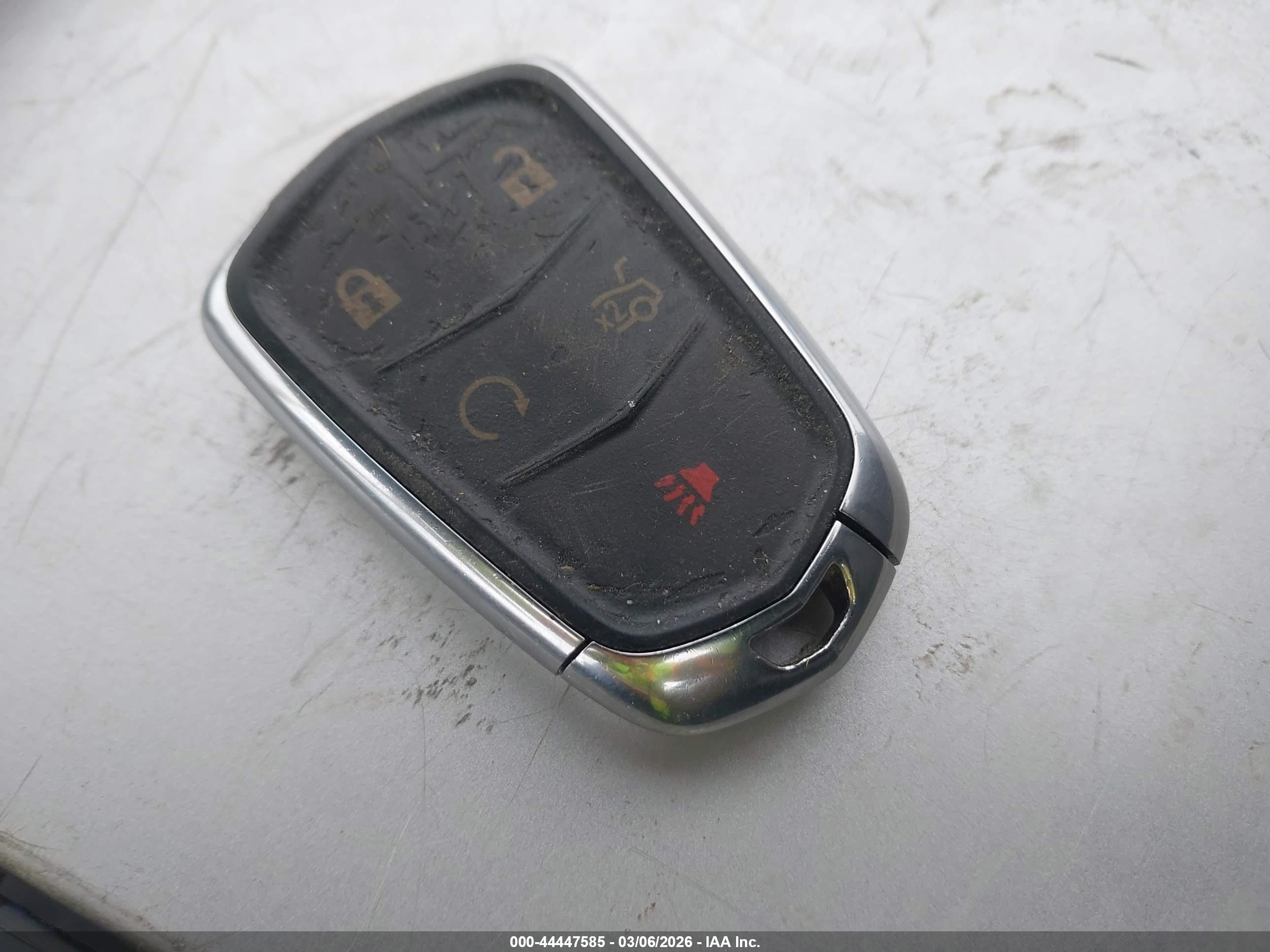 CADILLAC CTS image 11