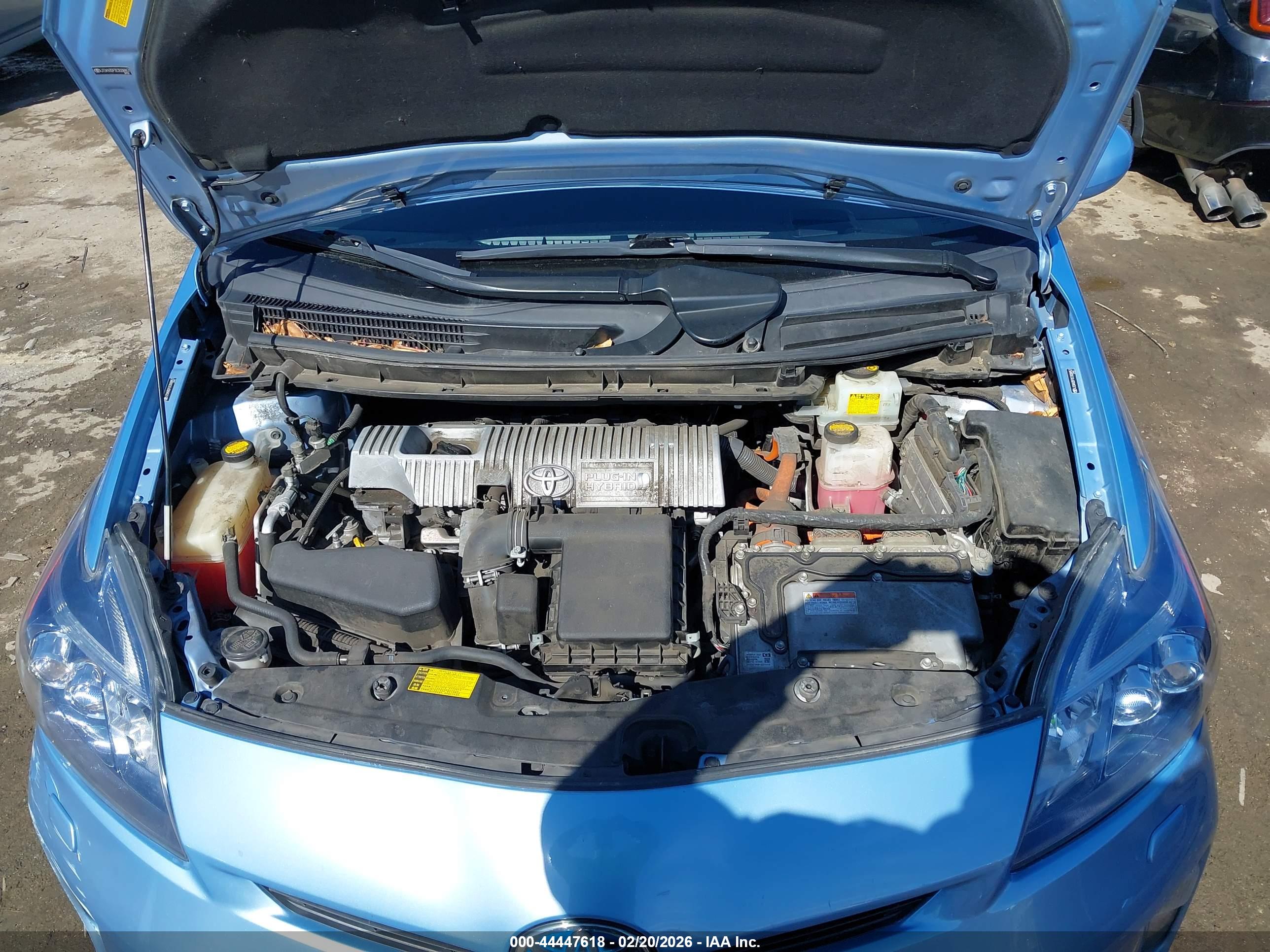 TOYOTA PRIUS image 10