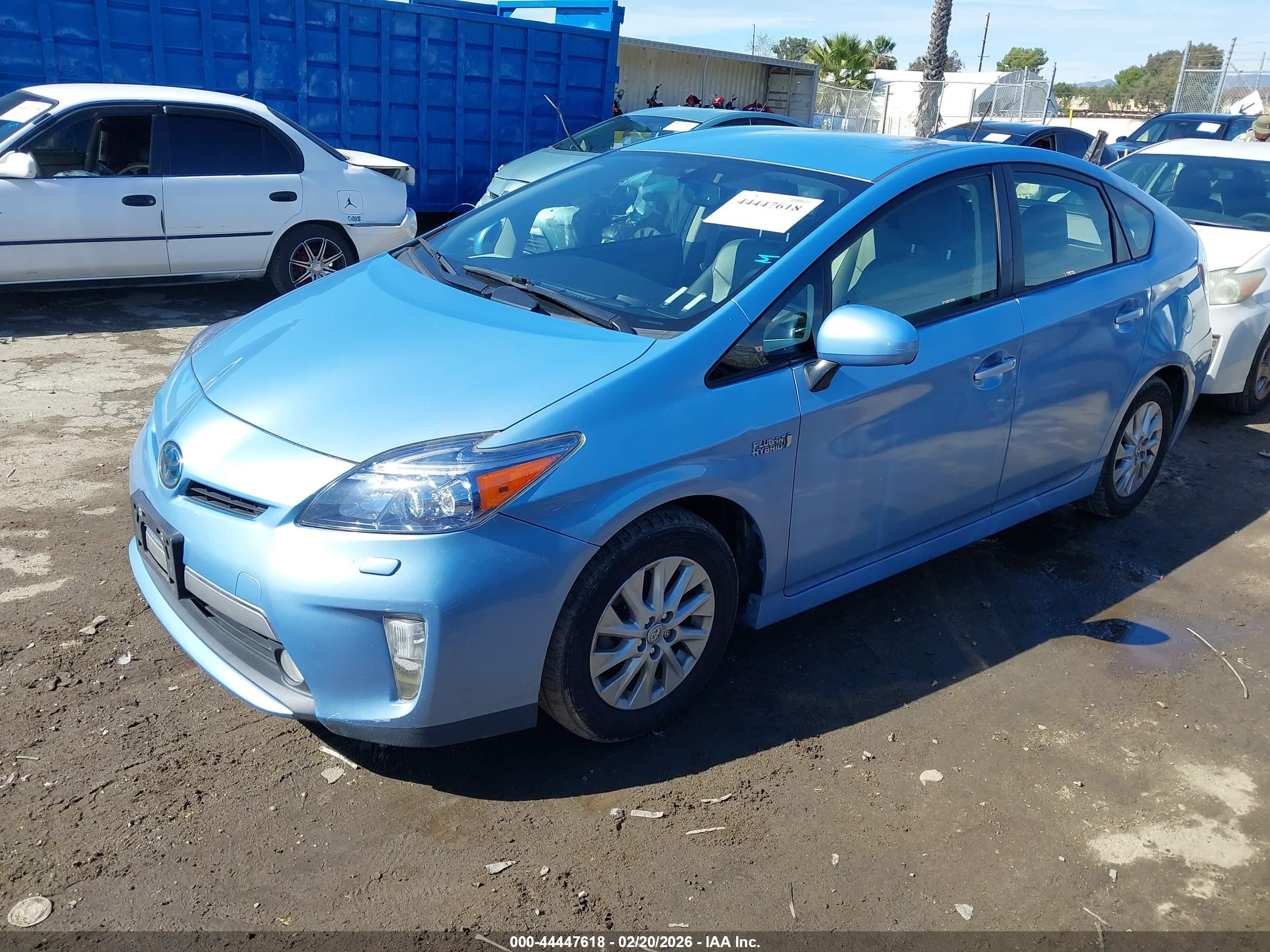 TOYOTA PRIUS image 2