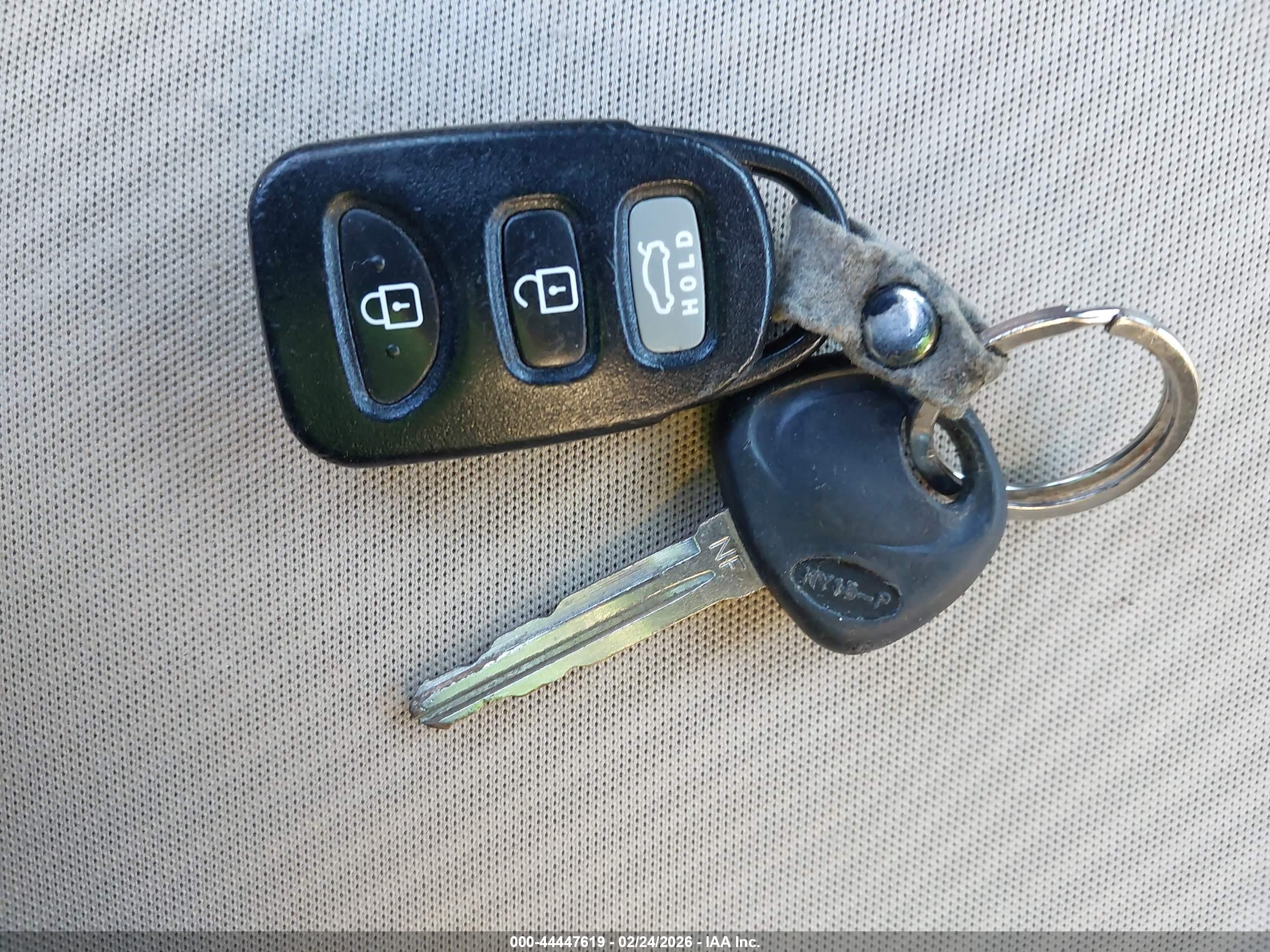 HYUNDAI ELANTRA image 11