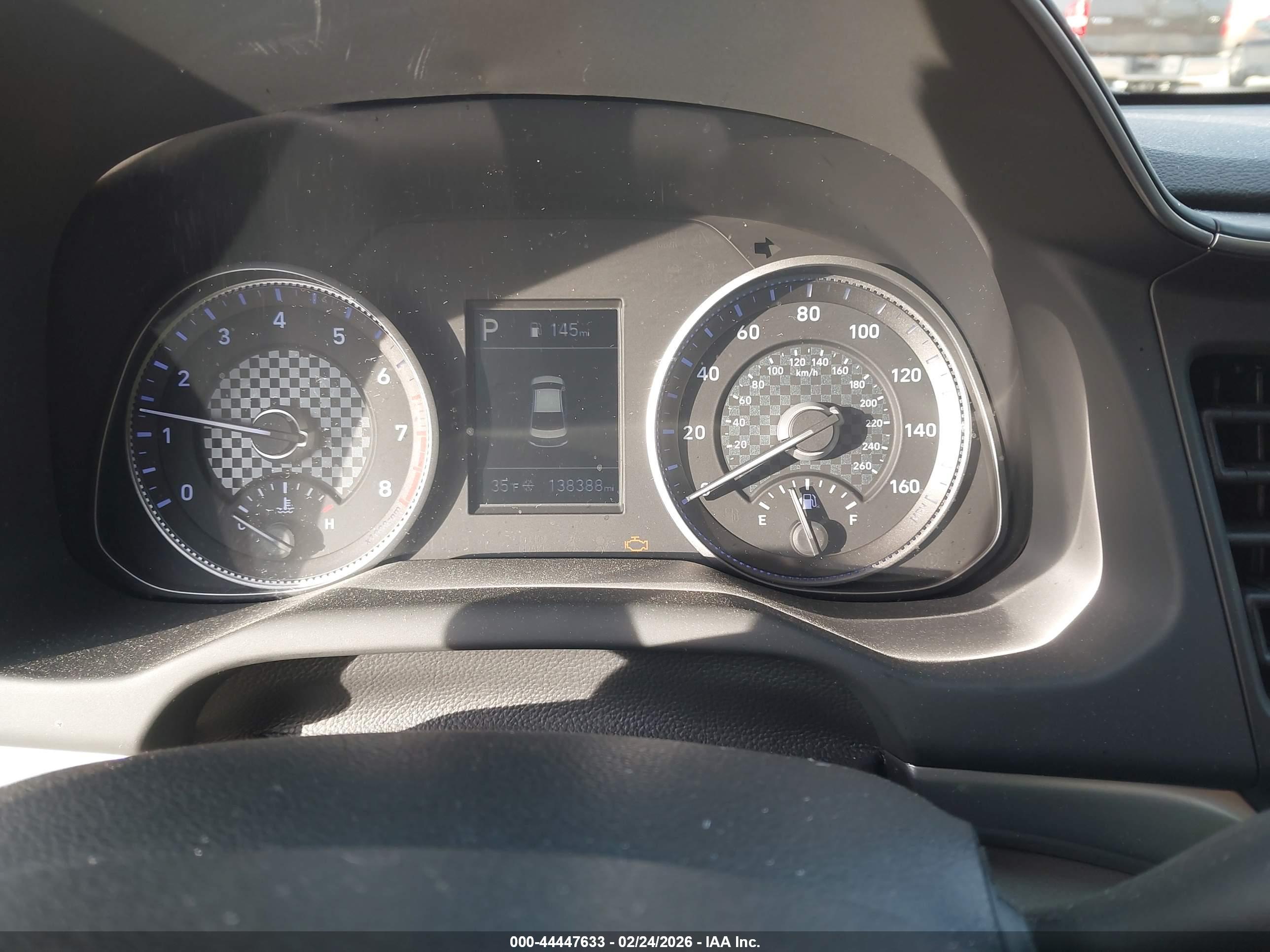 HYUNDAI ELANTRA image 7