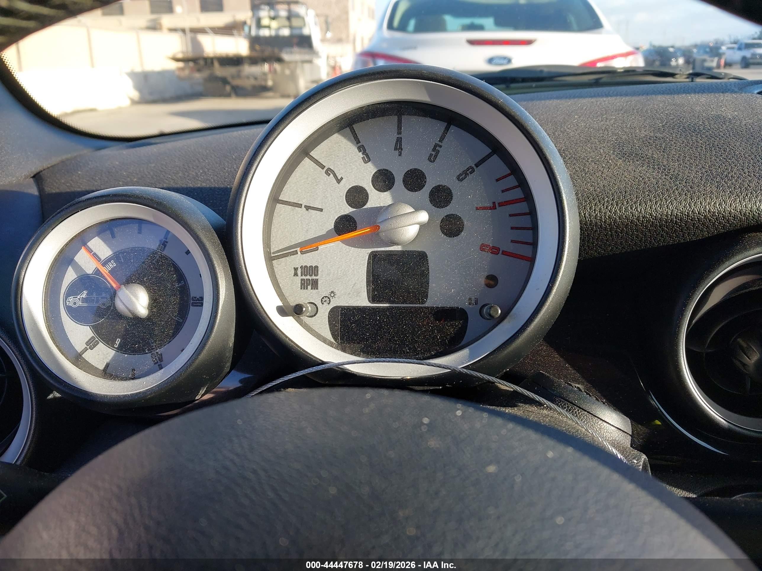 MINI COOPER image 7