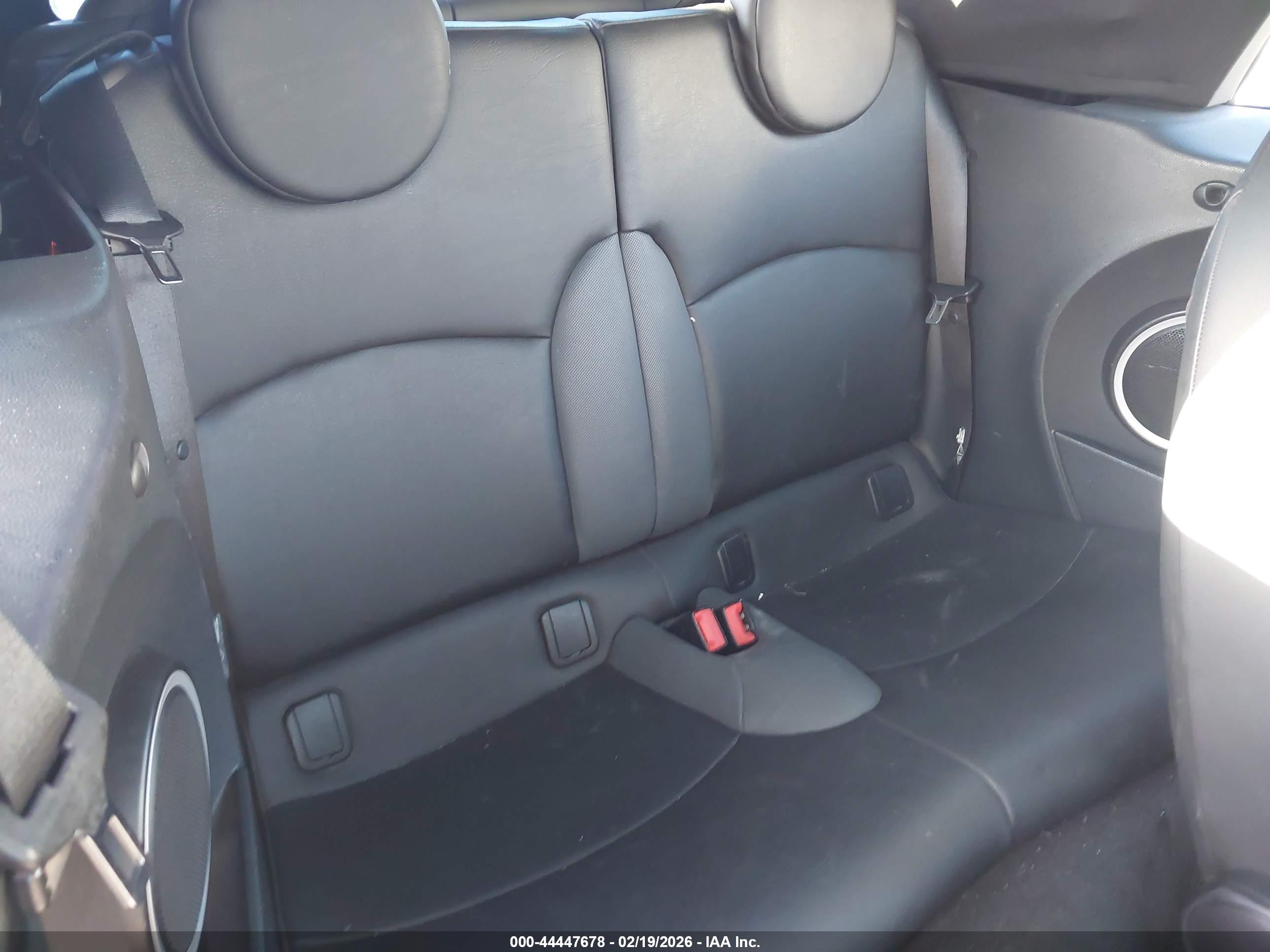 MINI COOPER image 8