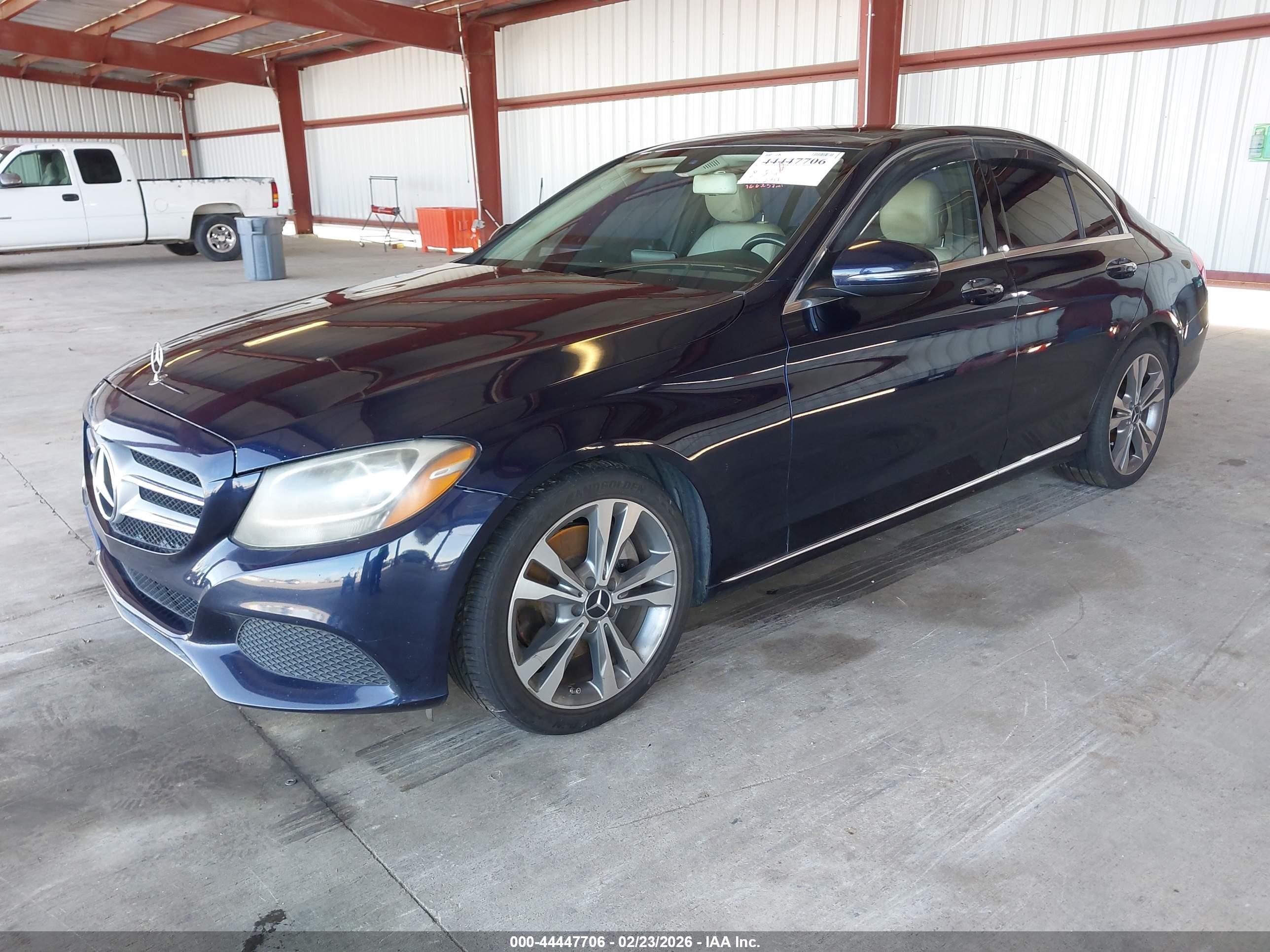 MERCEDES-BENZ C image 2