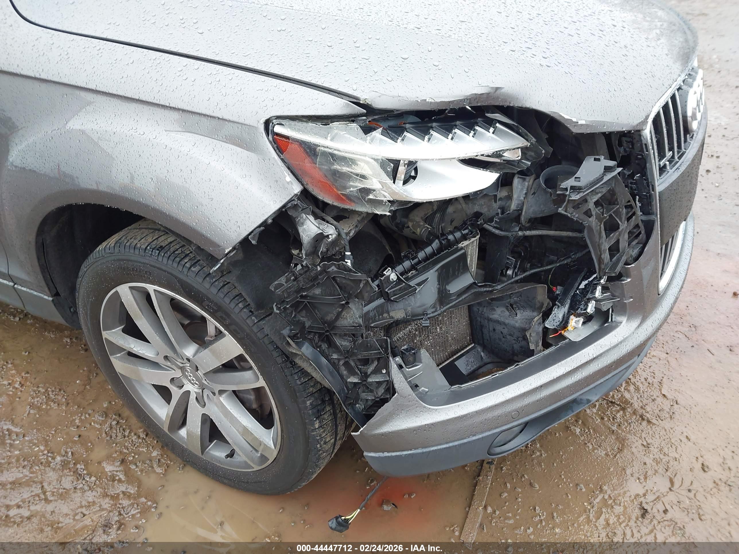 AUDI Q7 image 6