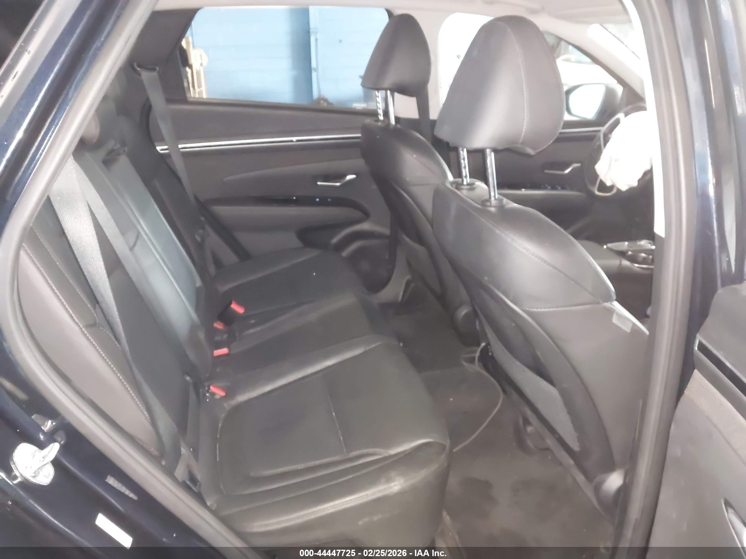 HYUNDAI TUCSON image 5