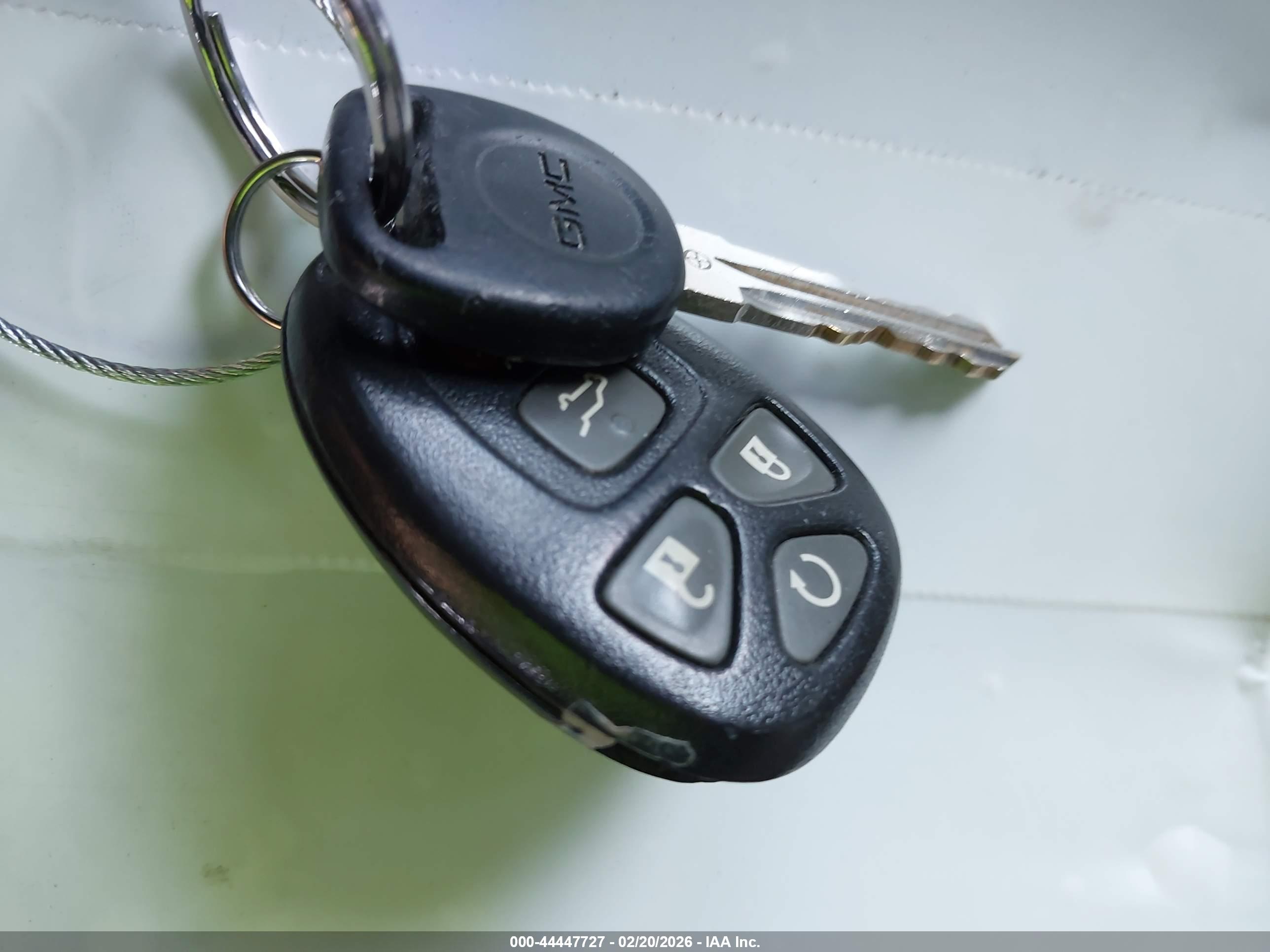 GMC ACADIA image 11