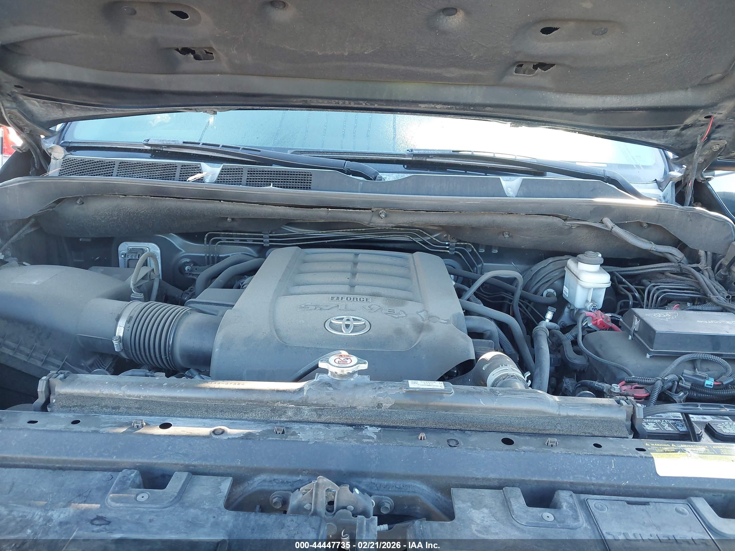 TOYOTA TUNDRA image 10