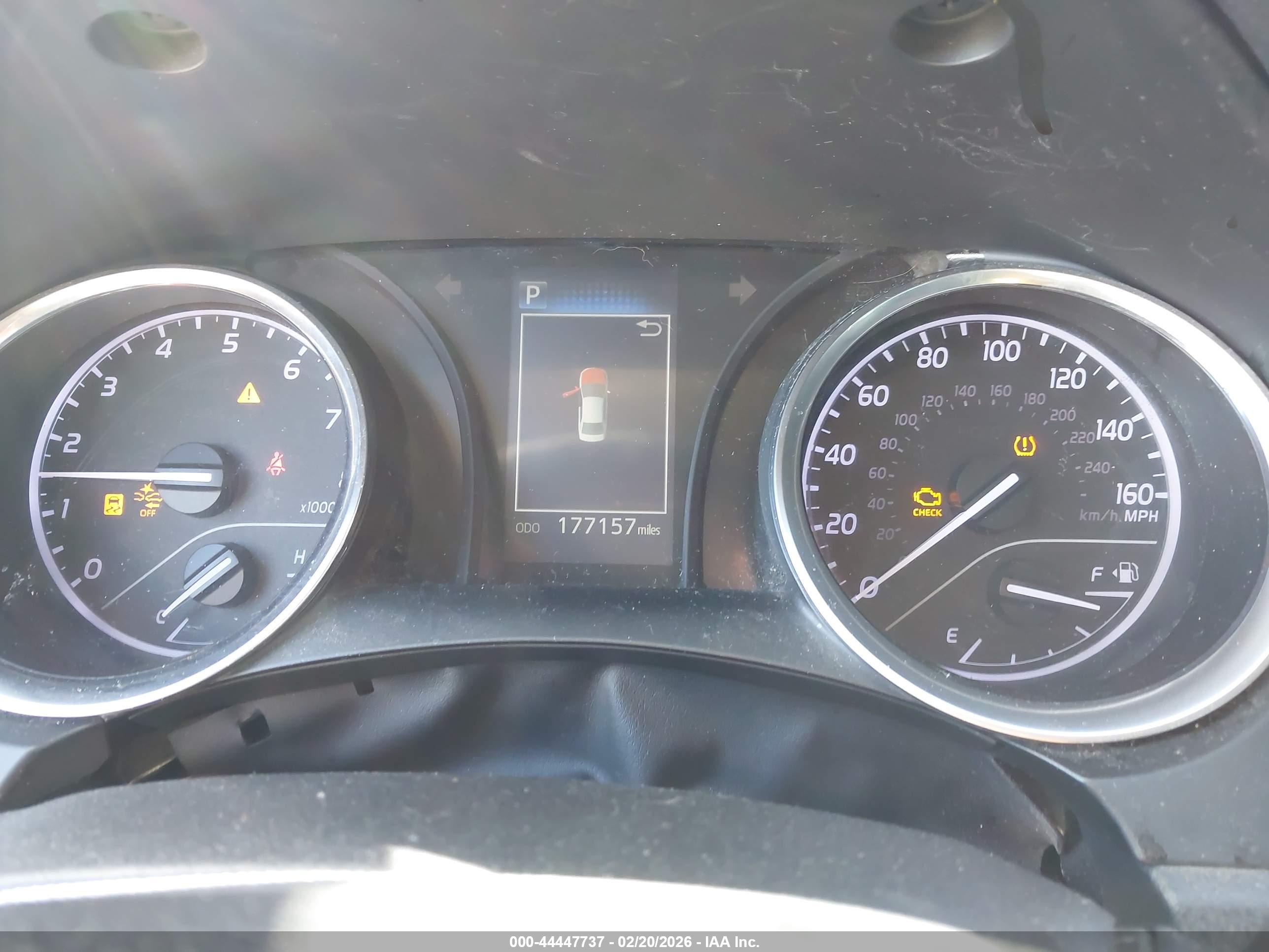 TOYOTA CAMRY image 7