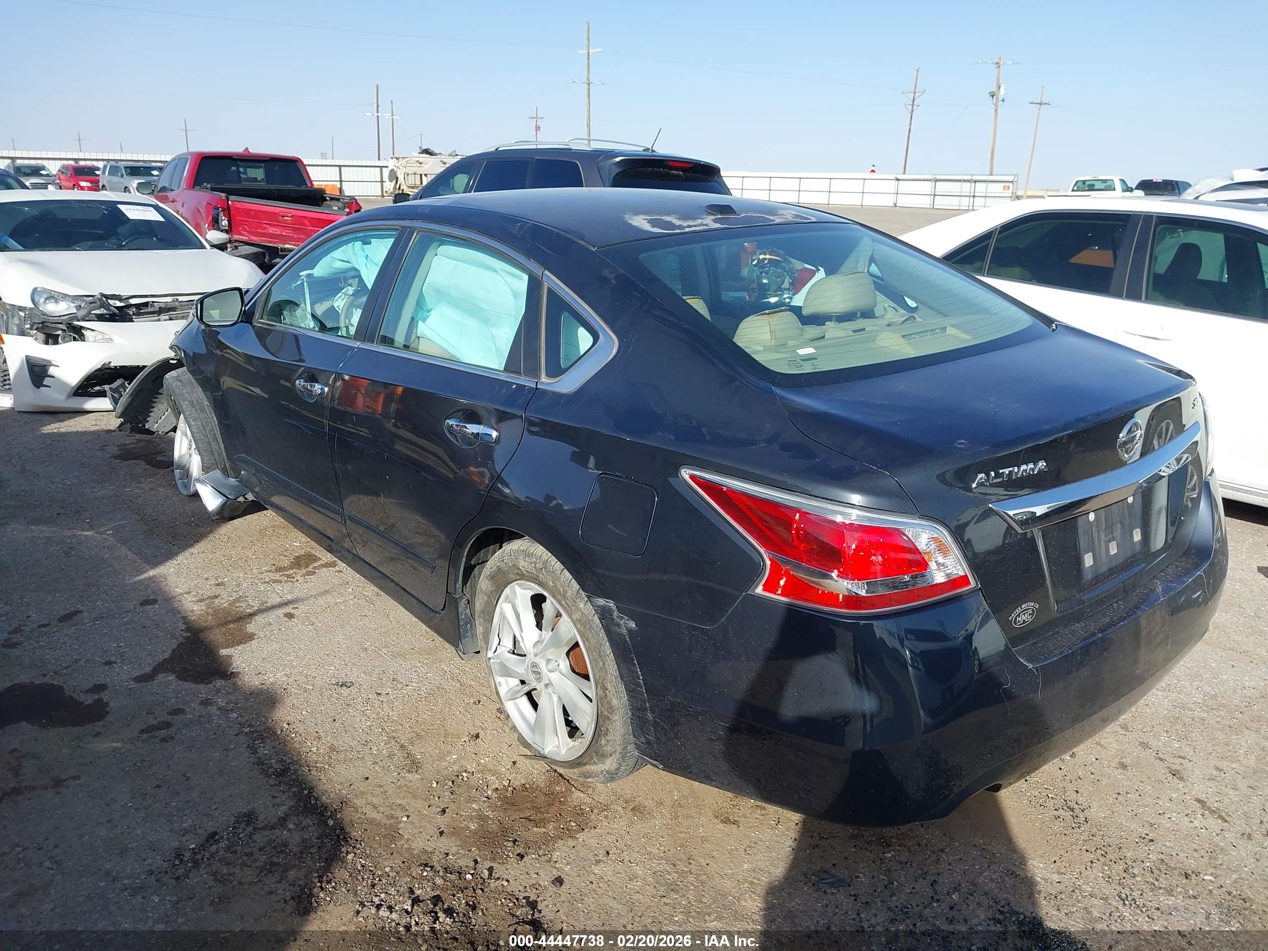 NISSAN ALTIMA image 3